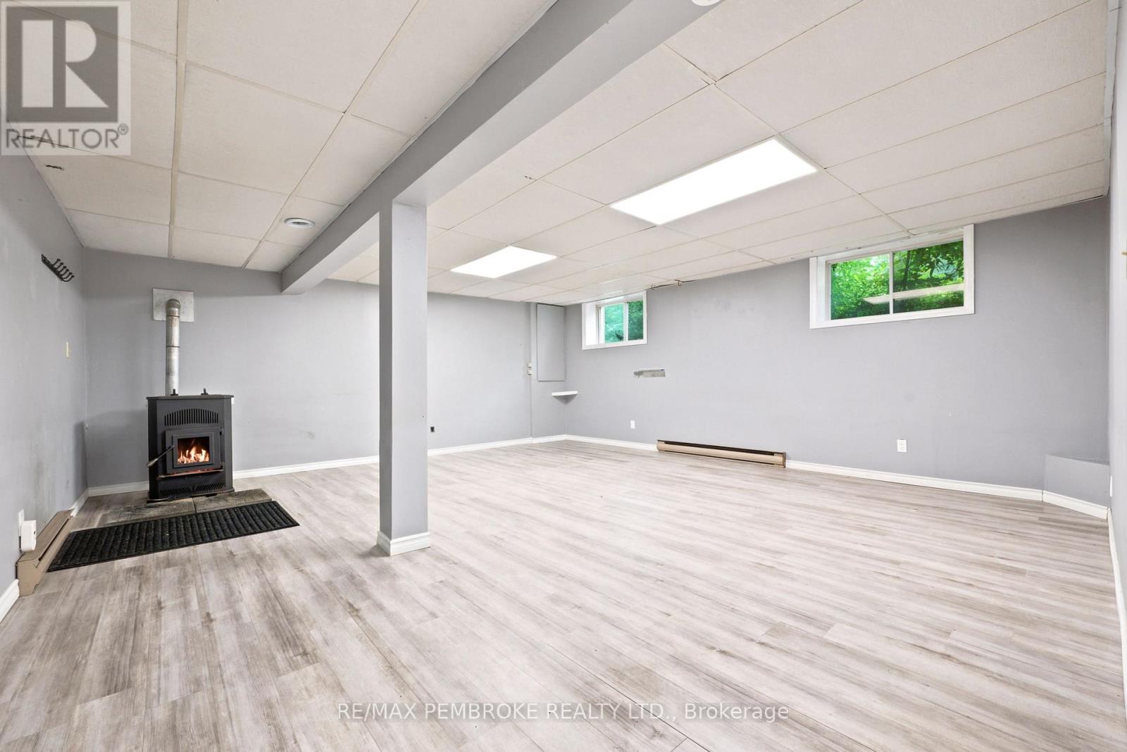 1486 Wilson Road, Laurentian Valley, Ontario  K8A 6W4 - Photo 37 - X13734874
