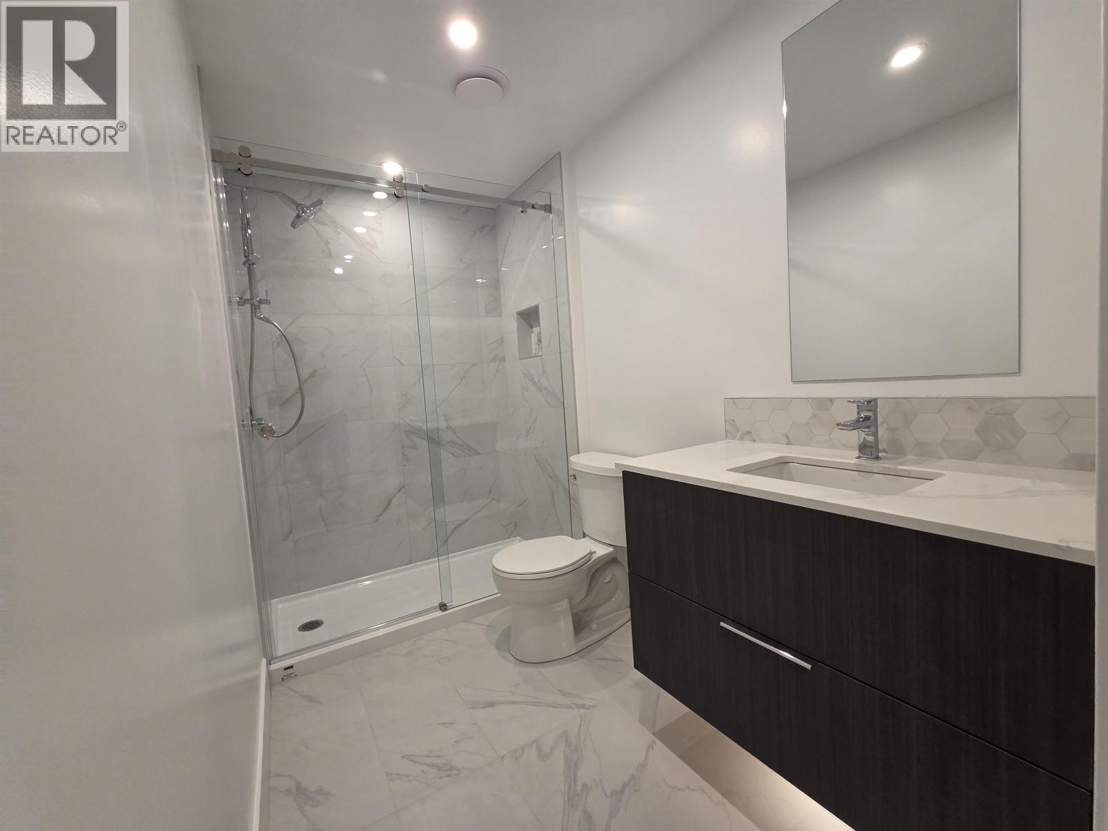 1726 Templeton Drive, Vancouver, British Columbia  V5N 0K2 - Photo 7 - R3160633