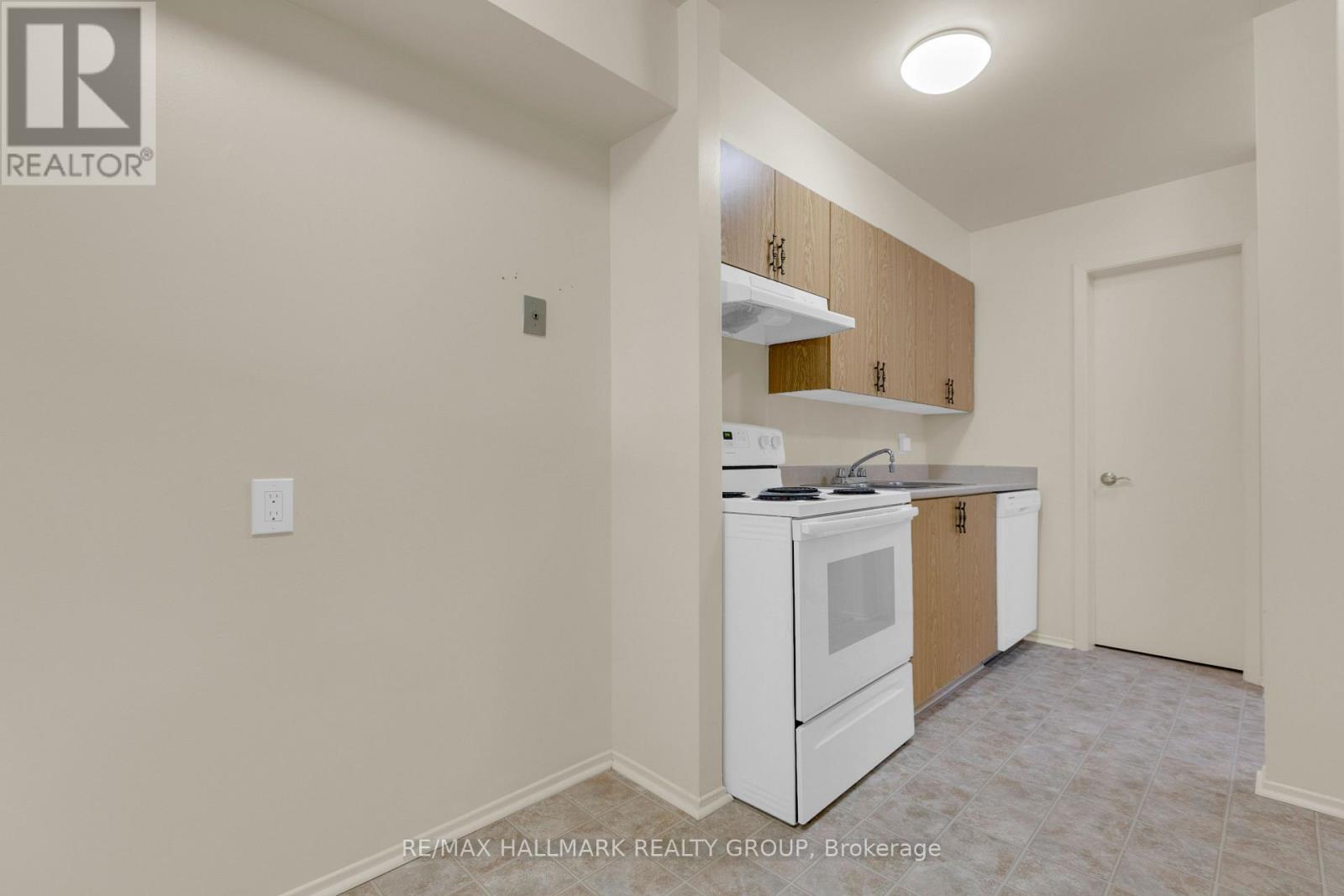 29 - 702 Tanguay Court, Ottawa, Ontario  K2L 3X2 - Photo 11 - X13731998