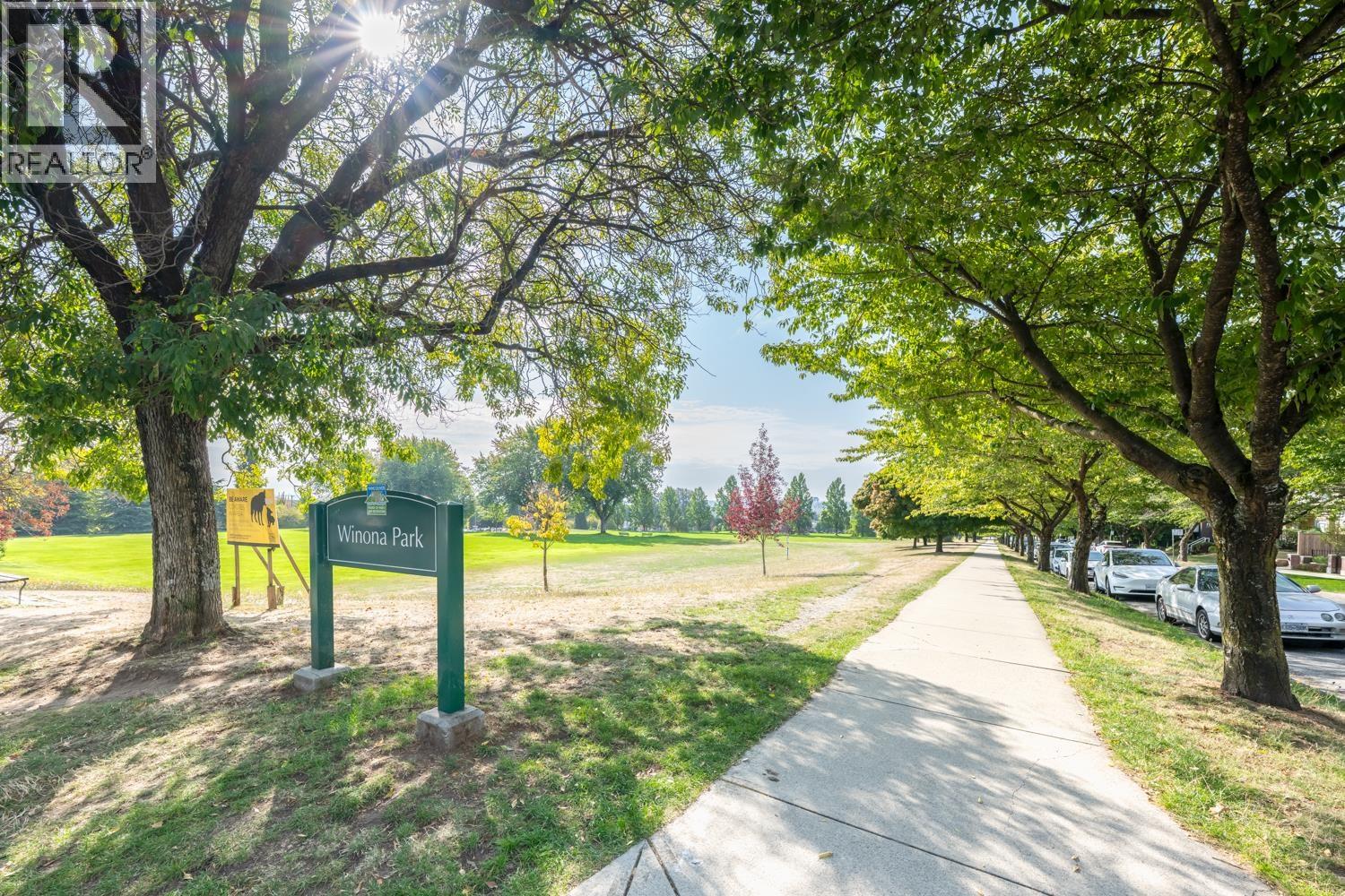 7529 YUKON STREET, Vancouver, British Columbia