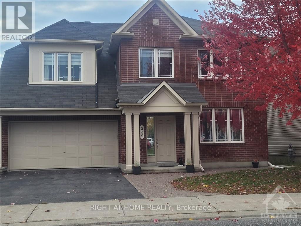239 HIGHPOINTE CRESCENT, Ottawa, Ontario