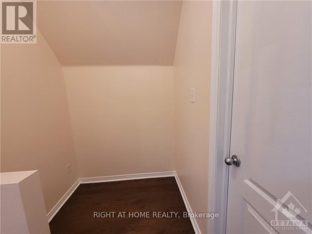239 Highpointe Crescent, Ottawa, Ontario  K2J 5N8 - Photo 22 - X13734906