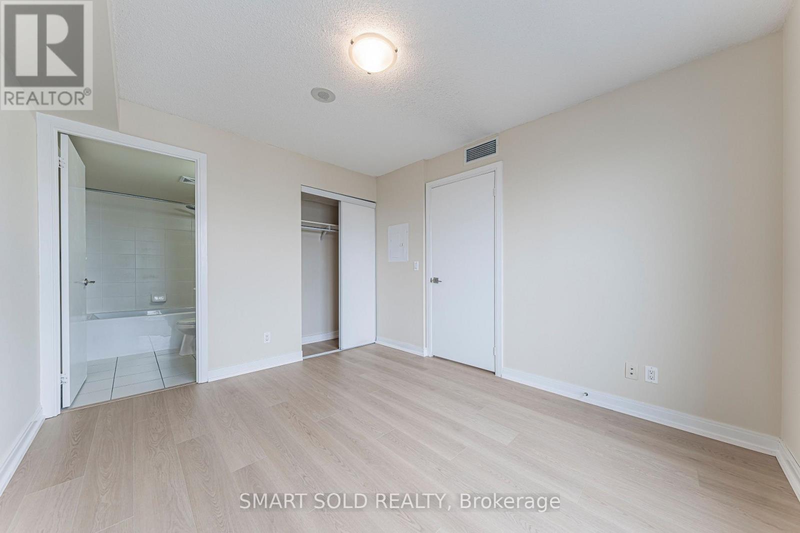1621 - 181 Village Green Square, Toronto, Ontario  M1S 0K6 - Photo 15 - E13734924