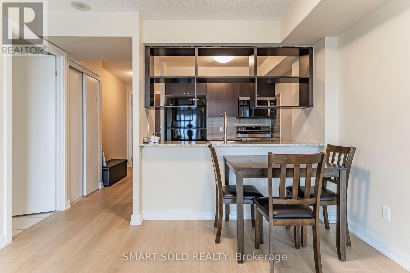 1621 - 181 Village Green Square, Toronto, Ontario  M1S 0K6 - Photo 3 - E13734924