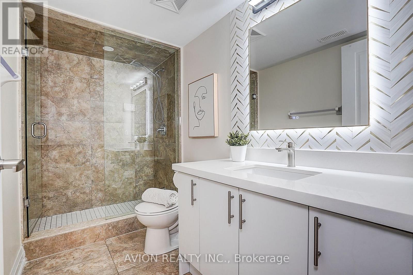 32 Mcgurran Lane, Richmond Hill, Ontario  L4B 0G8 - Photo 12 - N13734892