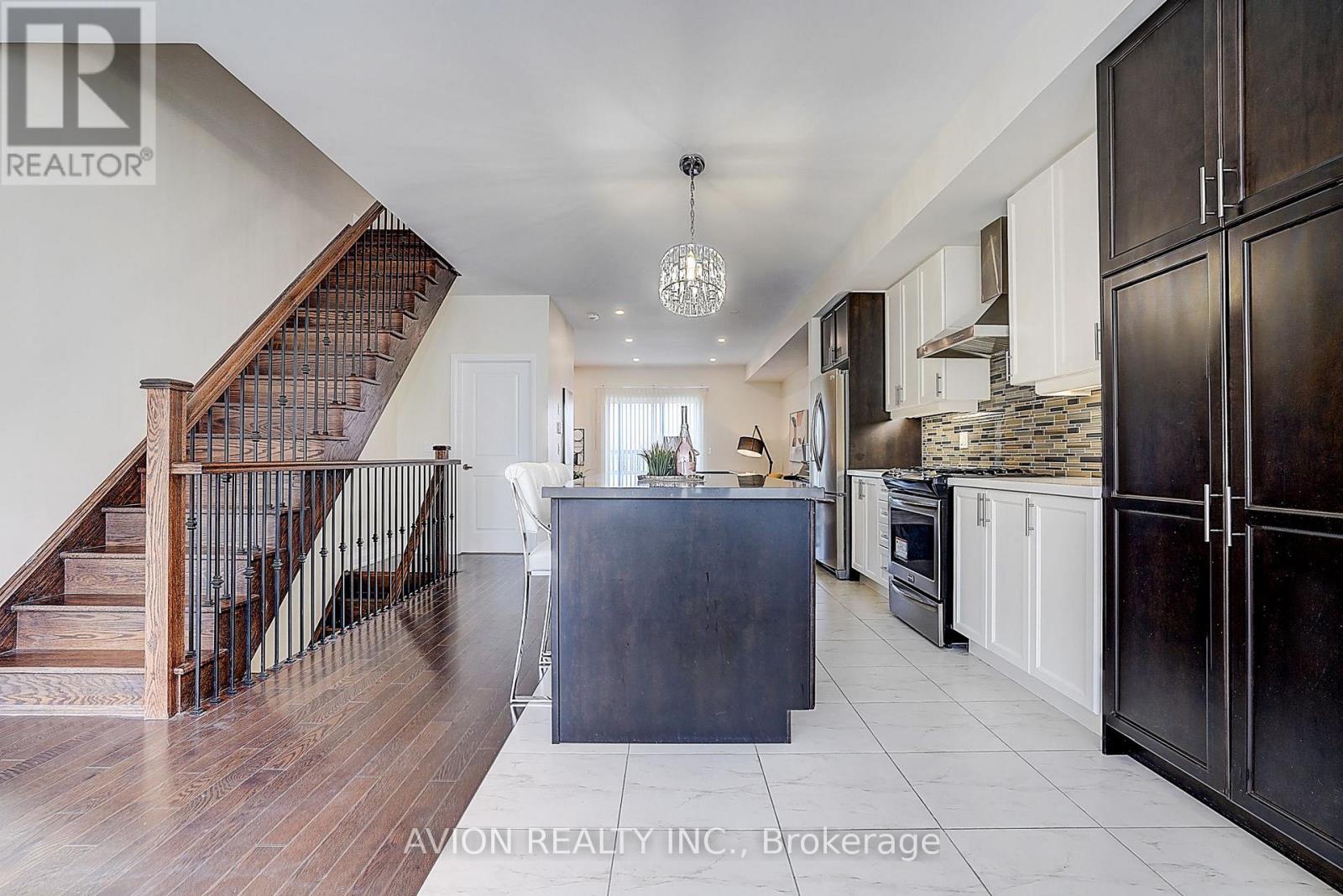 32 Mcgurran Lane, Richmond Hill, Ontario  L4B 0G8 - Photo 13 - N13734892