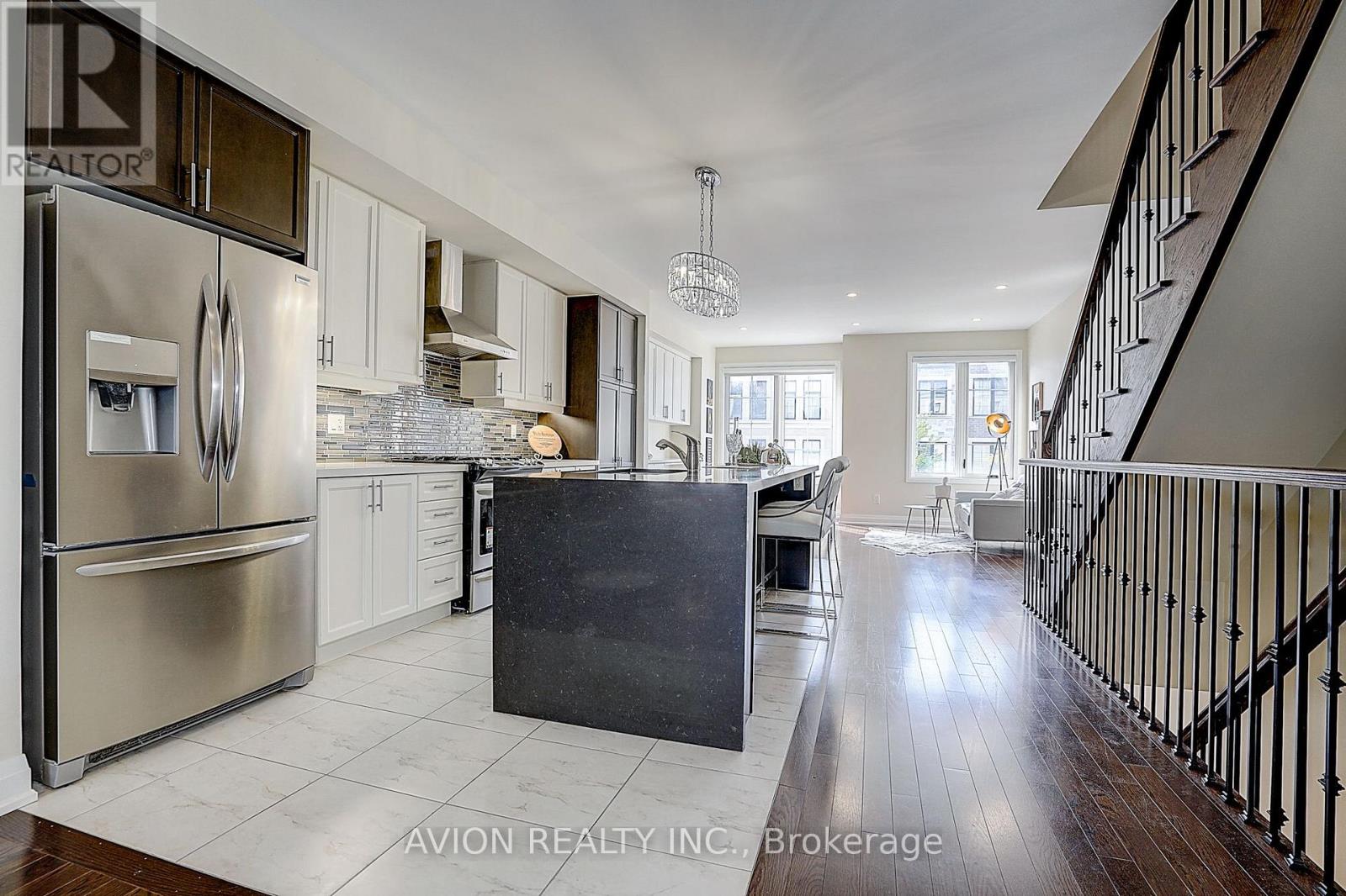 32 Mcgurran Lane, Richmond Hill, Ontario  L4B 0G8 - Photo 14 - N13734892