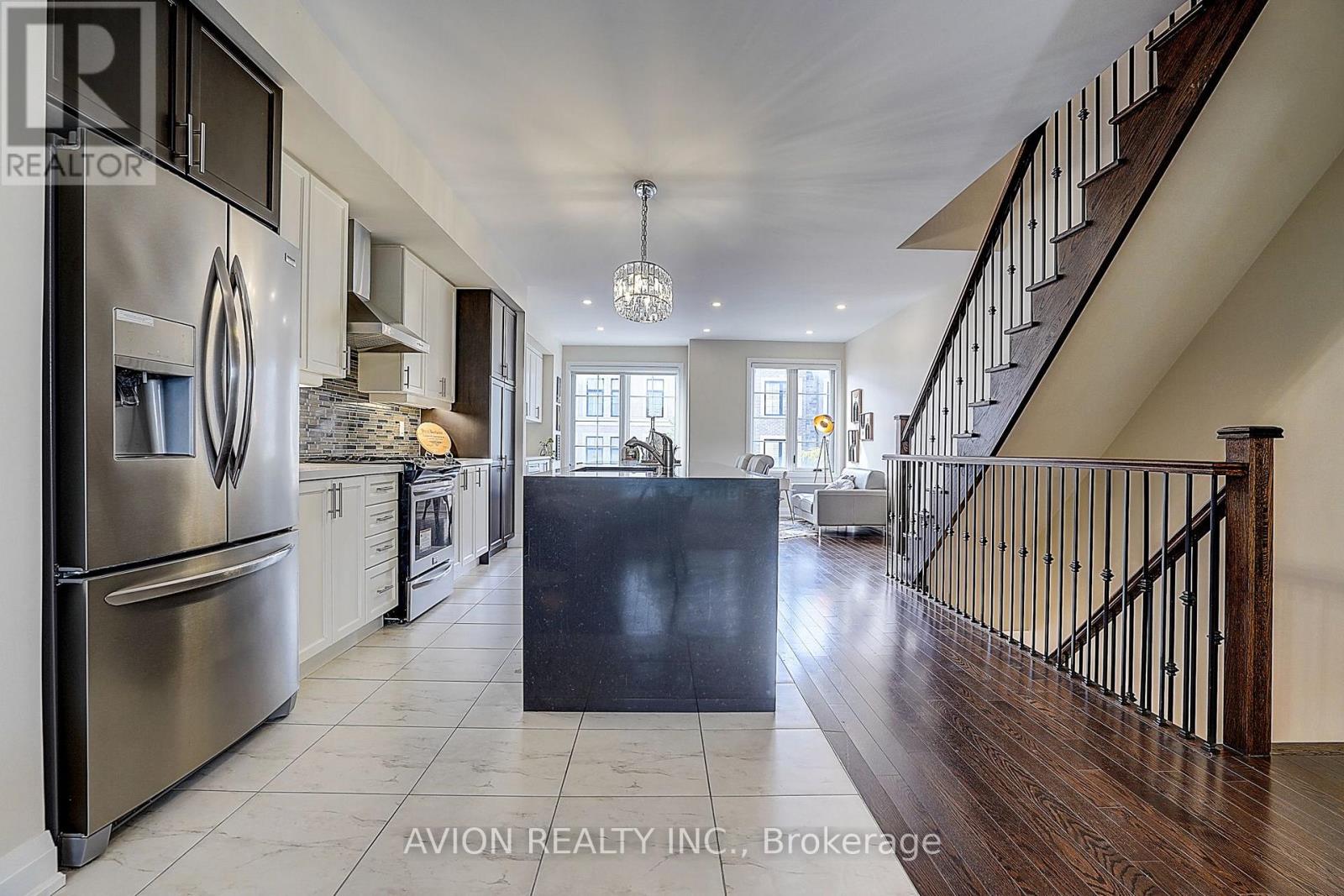 32 Mcgurran Lane, Richmond Hill, Ontario  L4B 0G8 - Photo 15 - N13734892