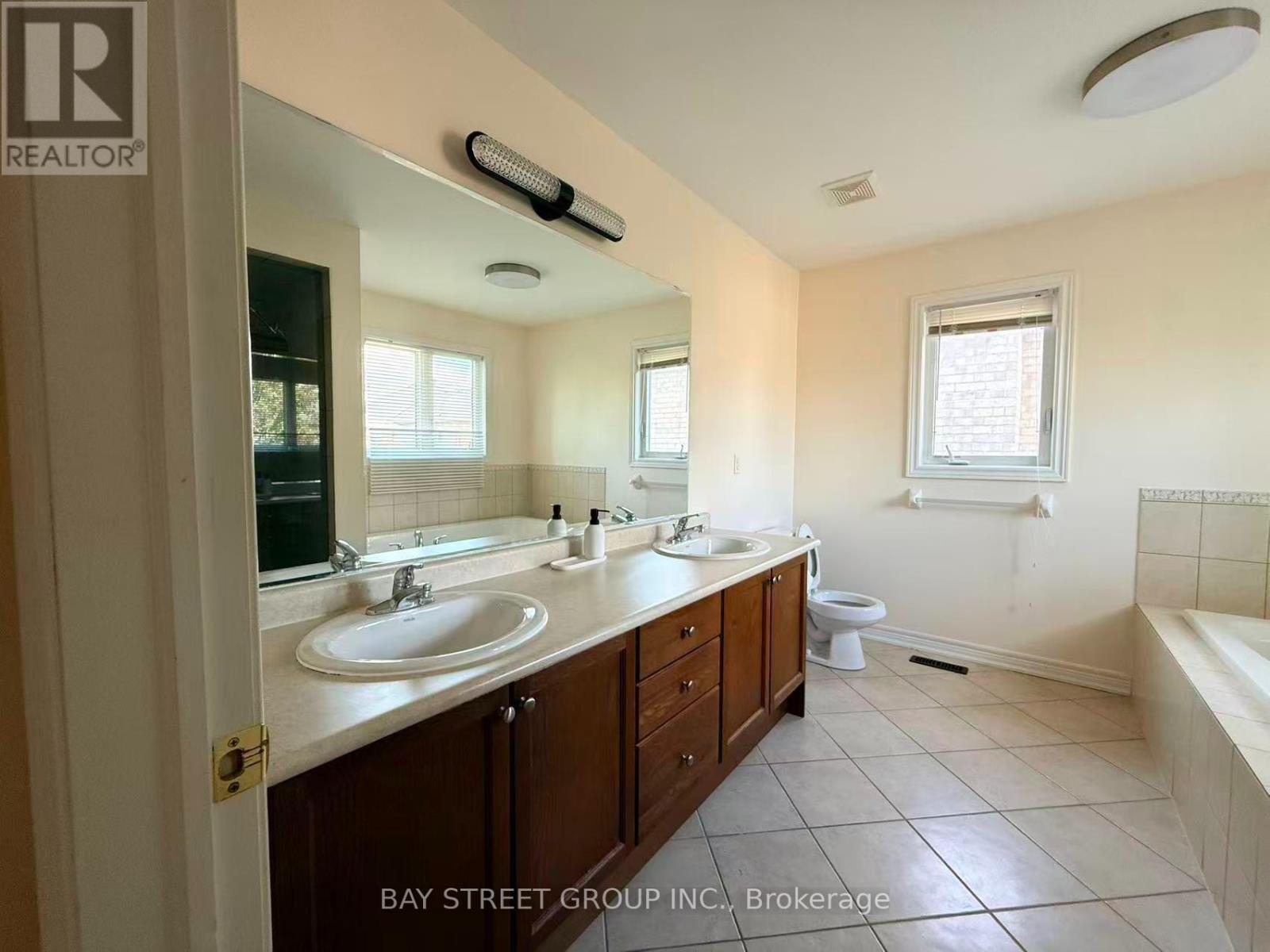 146 Ivy Glen Drive, Vaughan, Ontario  L6A 0P1 - Photo 16 - N13734910