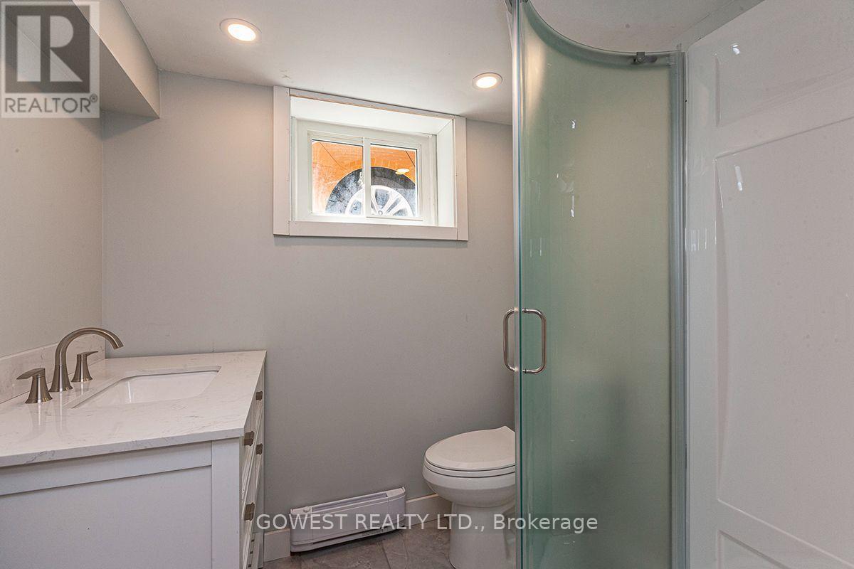 2 - 480 Jane Street, Toronto, Ontario  M6S 4A2 - Photo 14 - W13734932