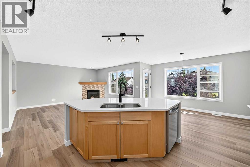 94 Panamount Rise Nw, Calgary, Alberta  T3K 6G1 - Photo 8 - A2339476