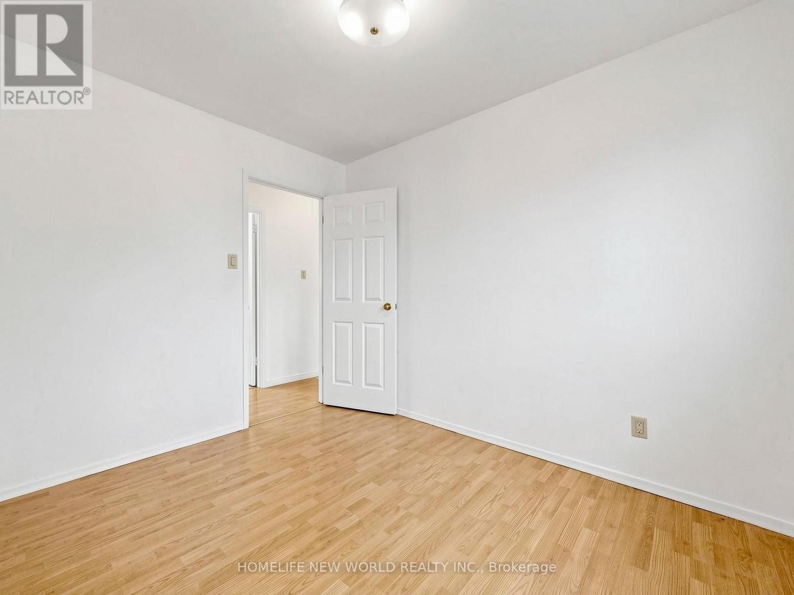 69 Brigadoon Crescent, Toronto, Ontario  M1T 3C2 - Photo 33 - E13734914