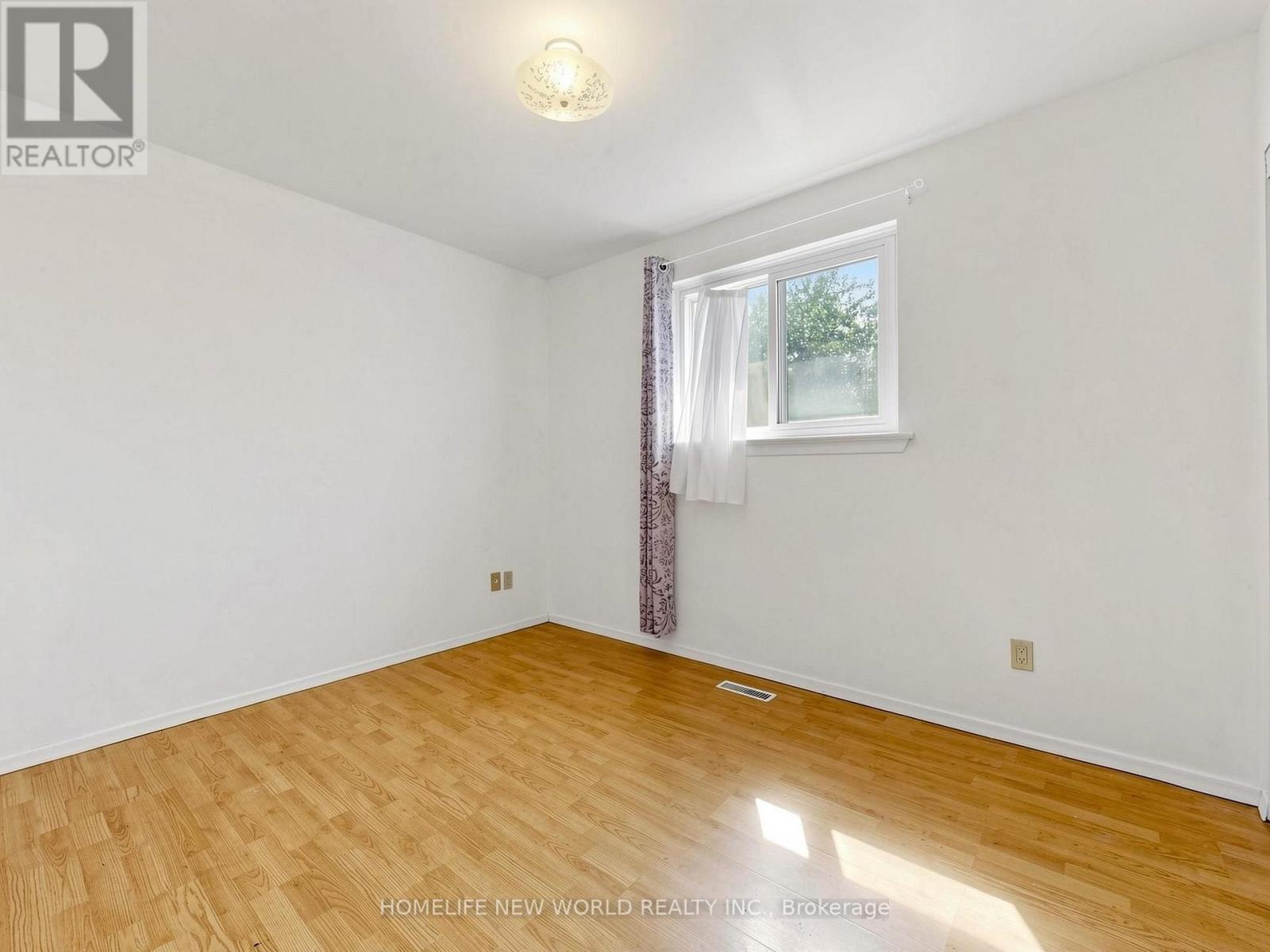 69 Brigadoon Crescent, Toronto, Ontario  M1T 3C2 - Photo 28 - E13734914