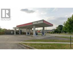 33 OAK STREET E, Leamington, Ontario