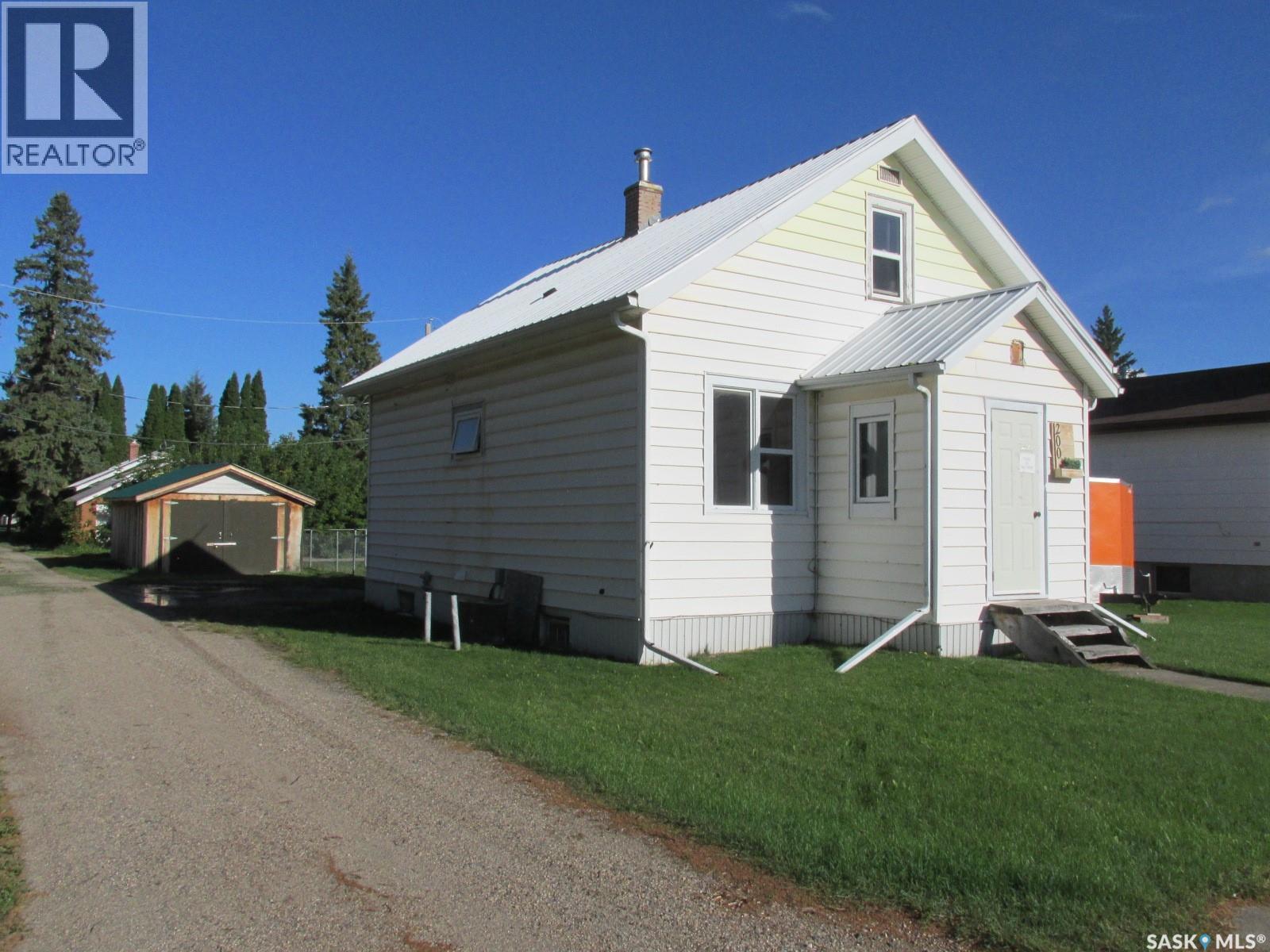 200 Guloien AVENUE, White Fox, Saskatchewan