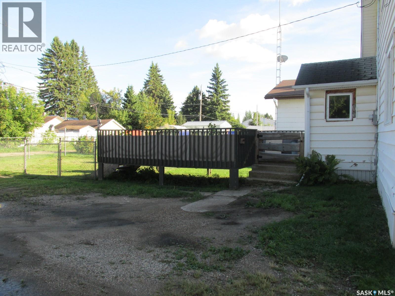200 Guloien Avenue, White Fox, Saskatchewan  S0J 3B0 - Photo 34 - SK047285