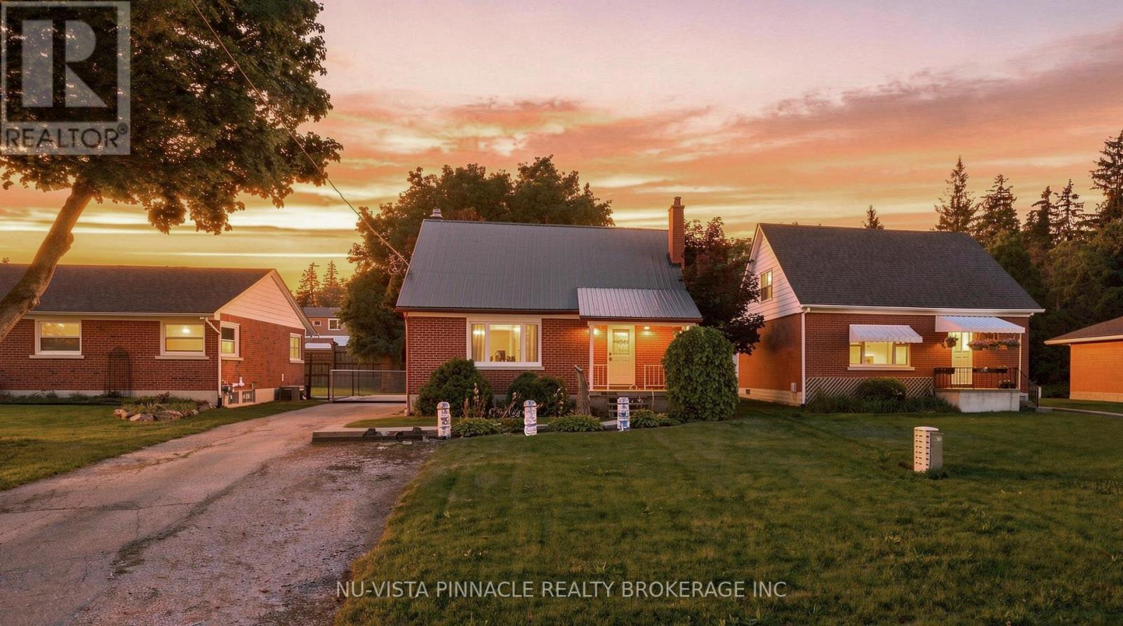442 Grandview Avenue, Wilmot, Ontario  N3A 1L6 - Photo 4 - X13734934