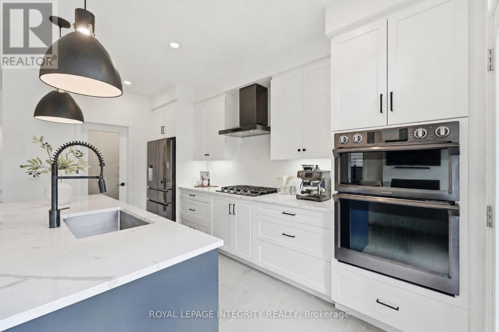 300 Wigwas Street, Ottawa, Ontario  K1K 4Z4 - Photo 13 - X13734950
