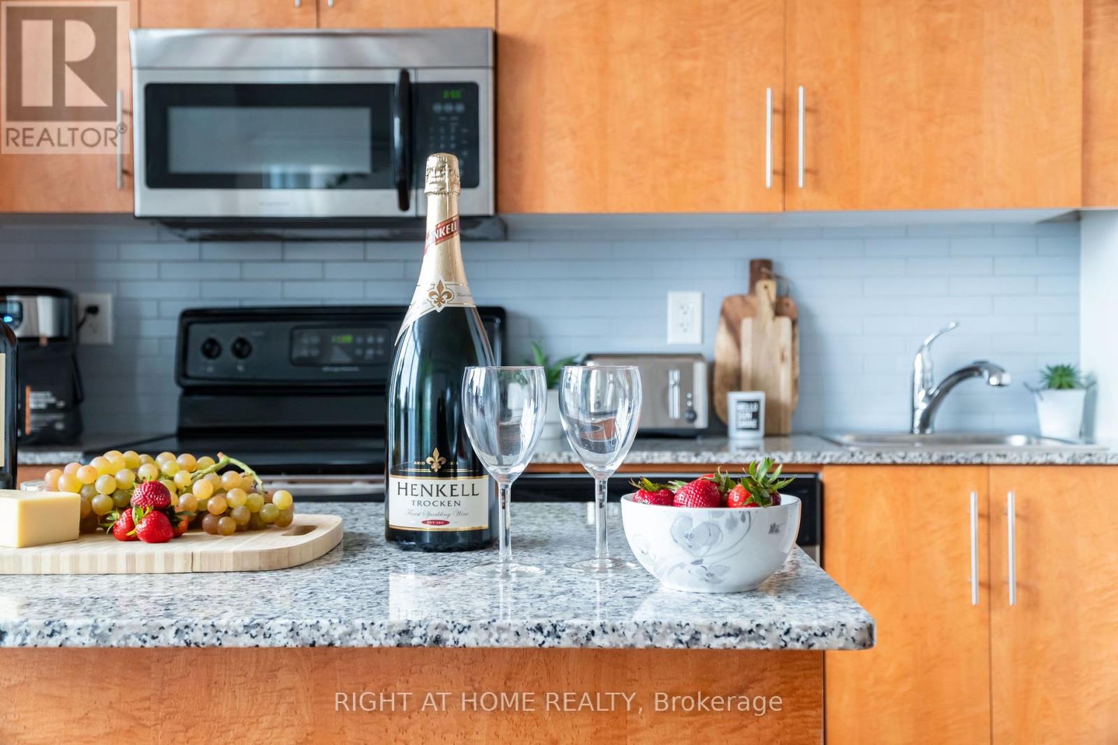3404 - 55 Bremner Boulevard, Toronto, Ontario  M5J 0A6 - Photo 18 - C13734940
