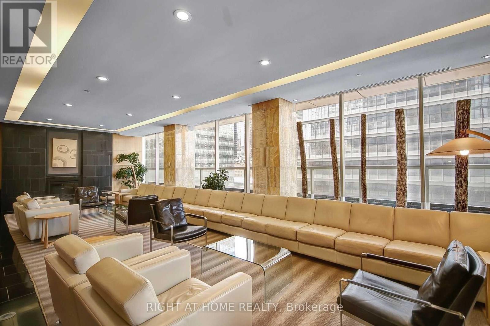 3404 - 55 Bremner Boulevard, Toronto, Ontario  M5J 0A6 - Photo 32 - C13734940