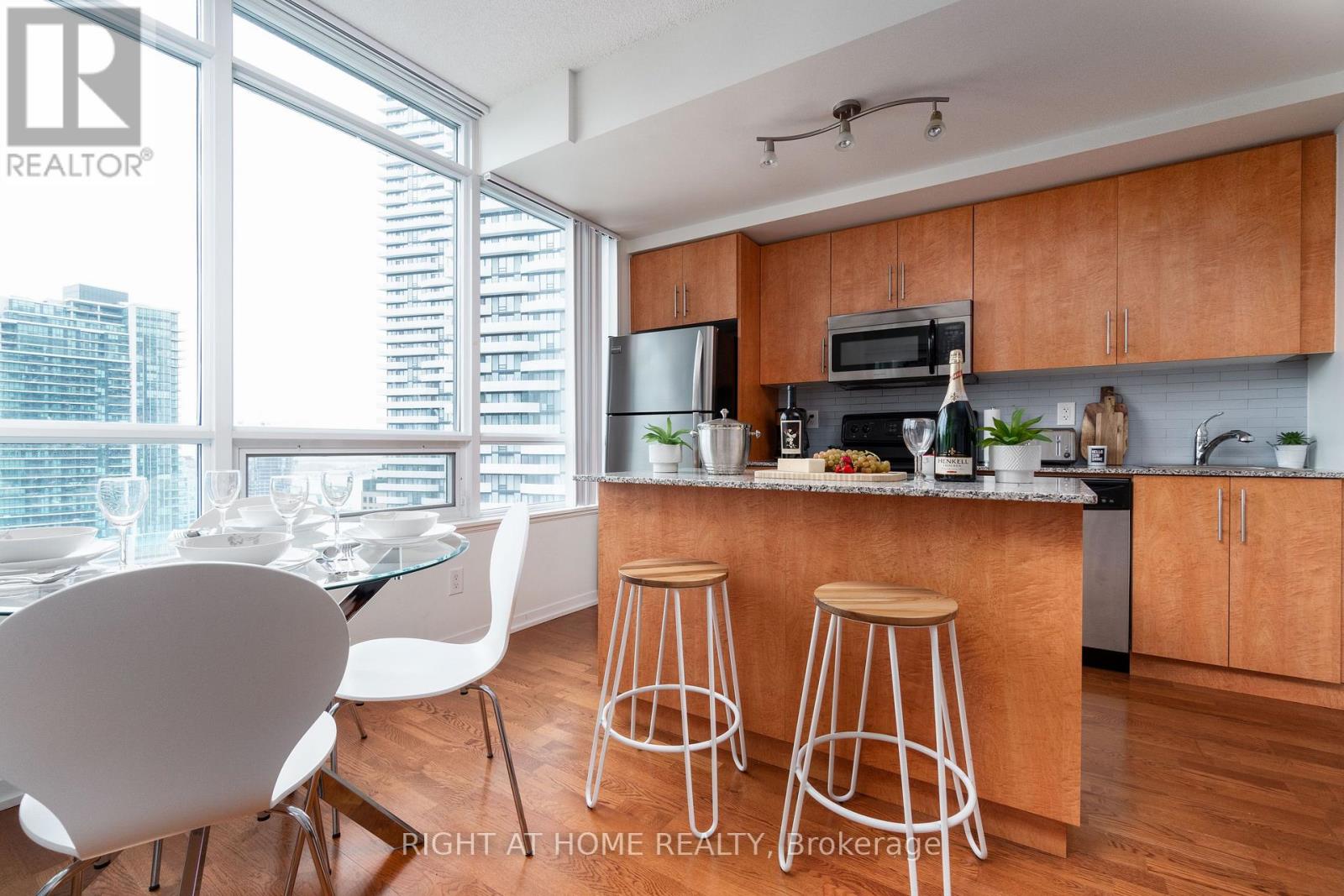 3404 - 55 Bremner Boulevard, Toronto, Ontario  M5J 0A6 - Photo 6 - C13734940