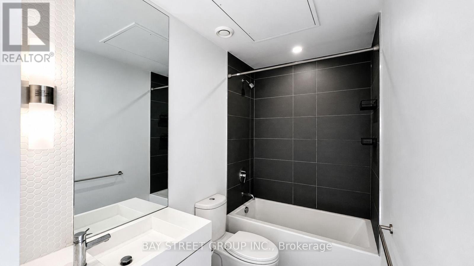 517 - 33 Helendale Avenue, Toronto, Ontario  M4R 0A4 - Photo 29 - C13734942