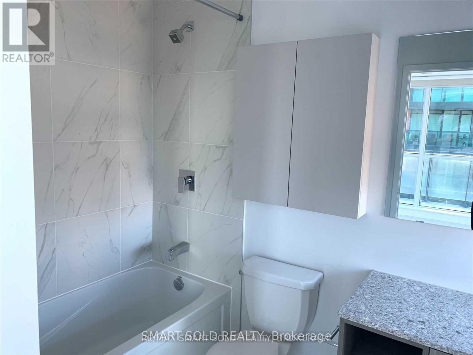 831 - 31 Tippett Road, Toronto, Ontario  M3H 2V1 - Photo 8 - C13734972
