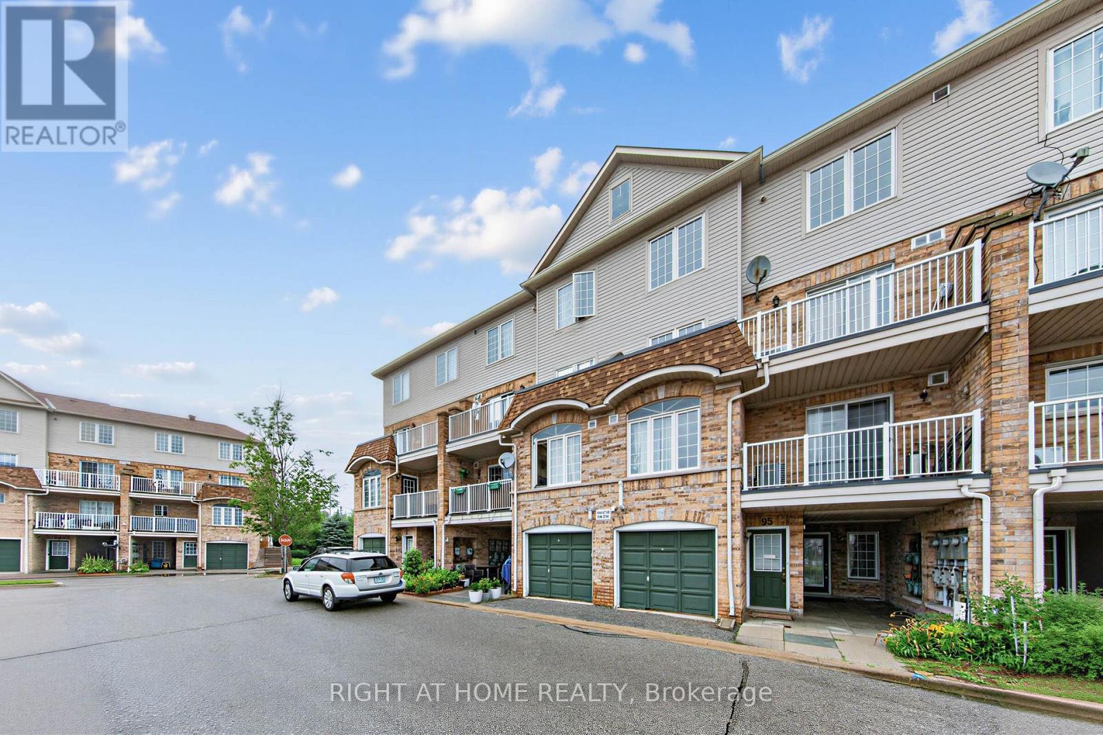 93 - 200 Mclevin Avenue, Toronto, Ontario  M1B 6C8 - Photo 2 - E13734968