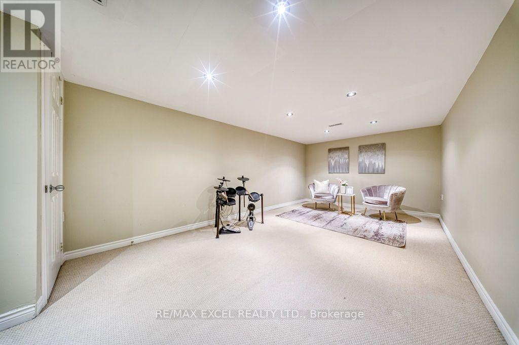 4 Harris Way, Markham, Ontario  L3T 5A7 - Photo 19 - N13734946