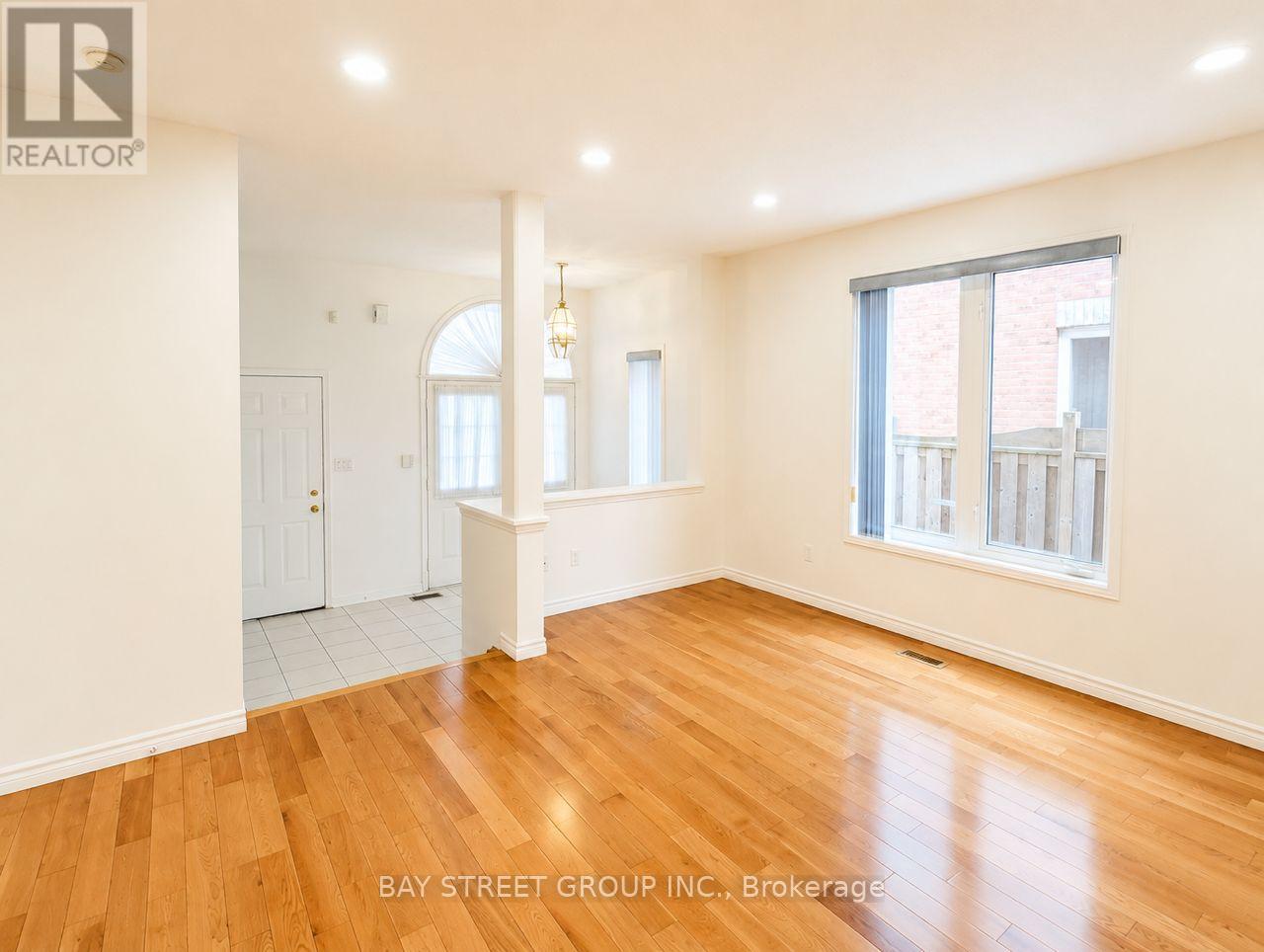 Upper 165 Worthing Avenue, Markham, Ontario  L3S 4M8 - Photo 2 - N13734962