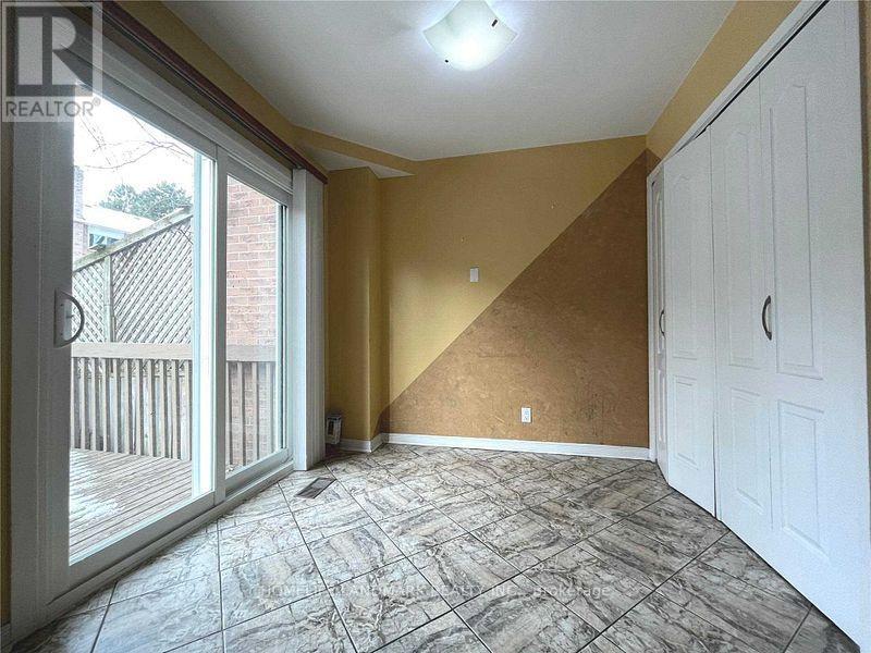 26 Joanna Crescent, Vaughan, Ontario  L4J 5E7 - Photo 9 - N13734976