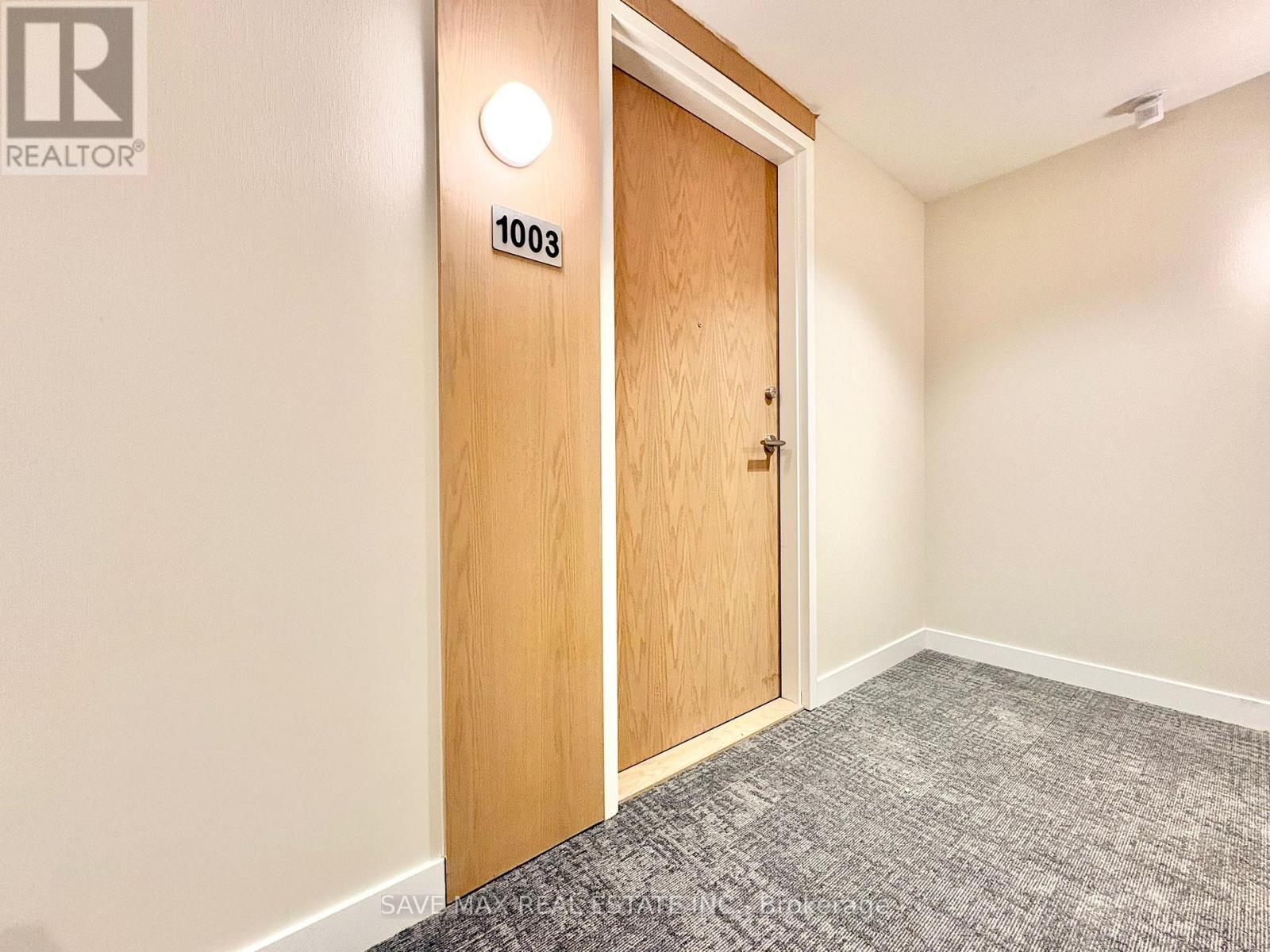 2825 JANE STREET, Toronto, Ontario