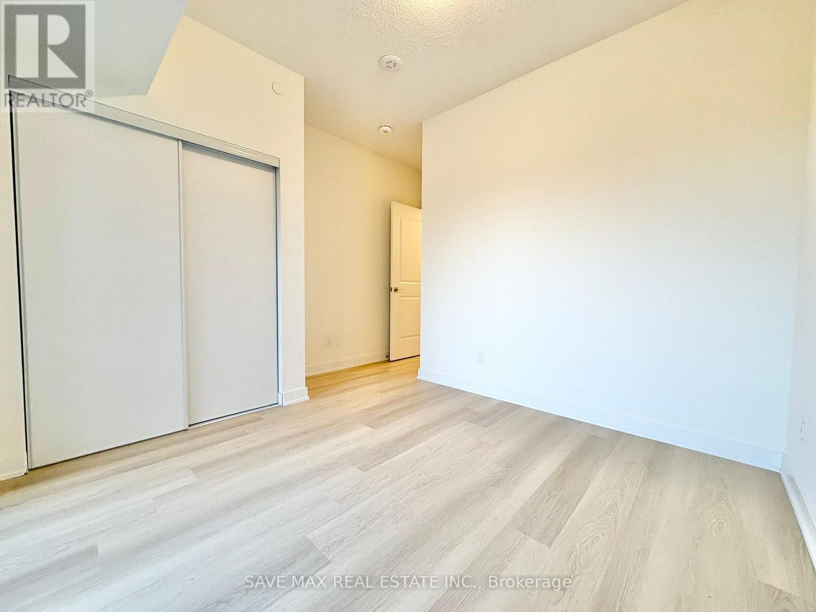 2825 Jane Street, Toronto, Ontario  M3N 2J5 - Photo 12 - W13734948