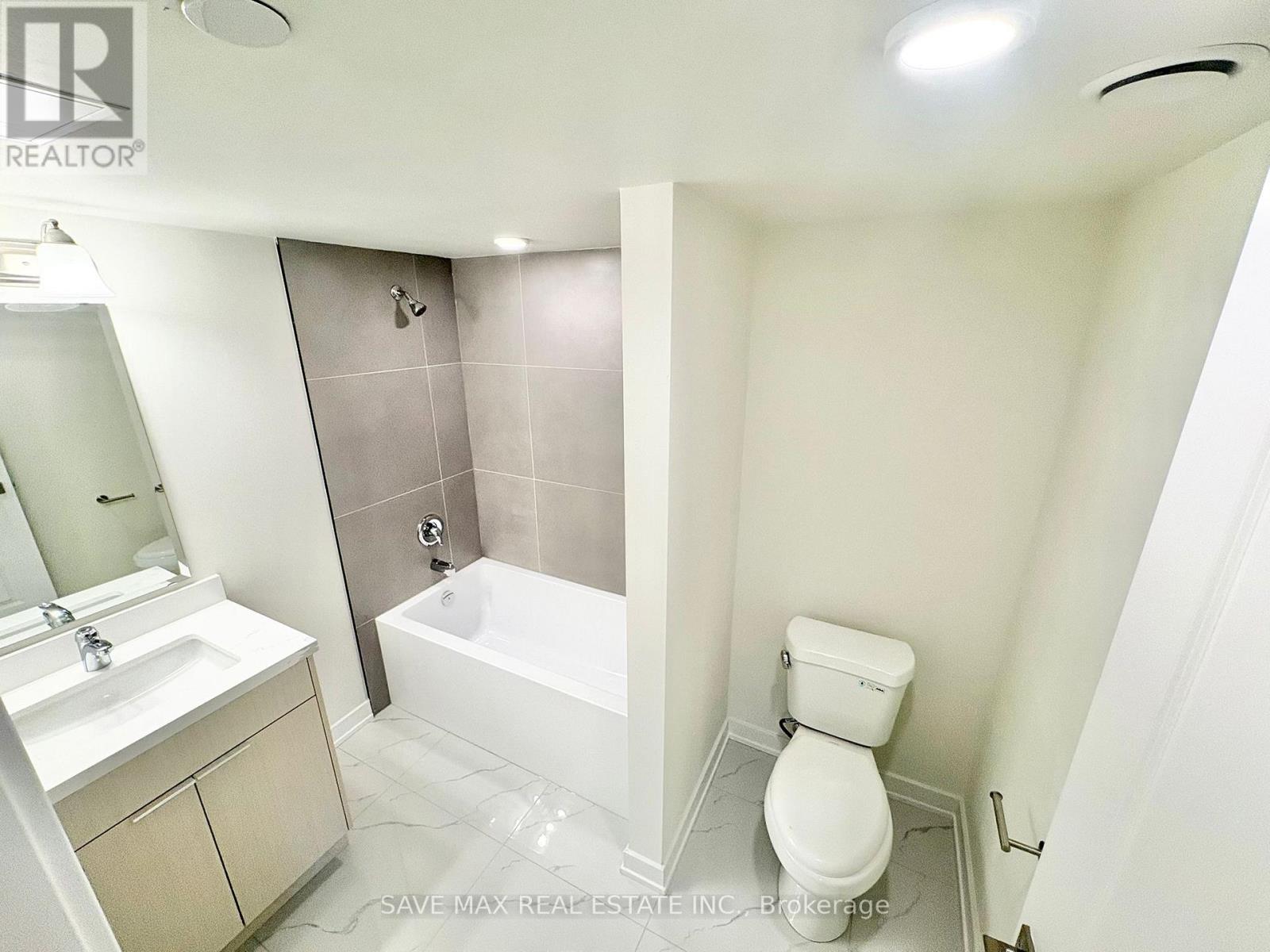 2825 Jane Street, Toronto, Ontario  M3N 2J5 - Photo 15 - W13734948
