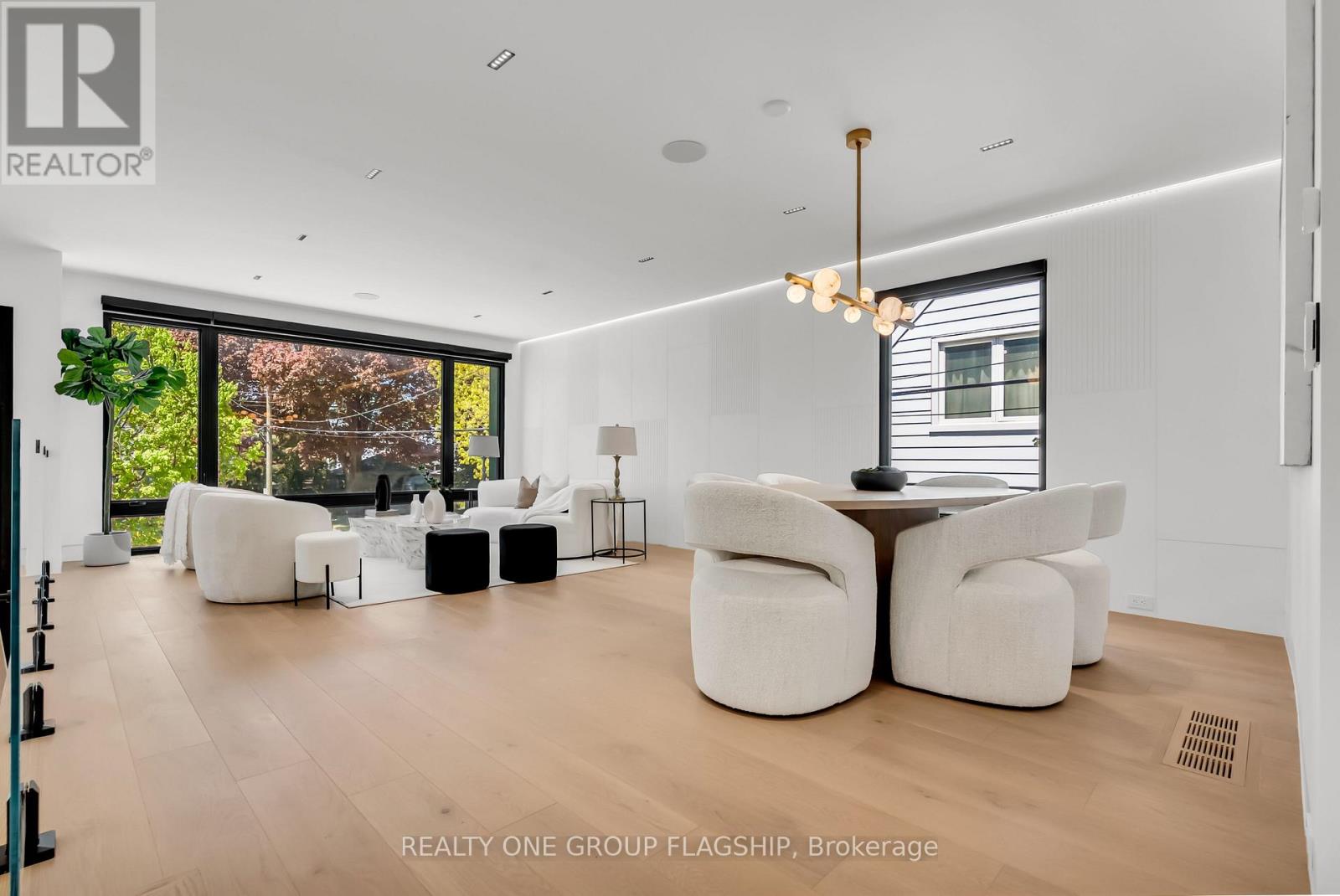 7 Bentley Drive, Toronto, Ontario  M8Z 3L9 - Photo 16 - W13734980