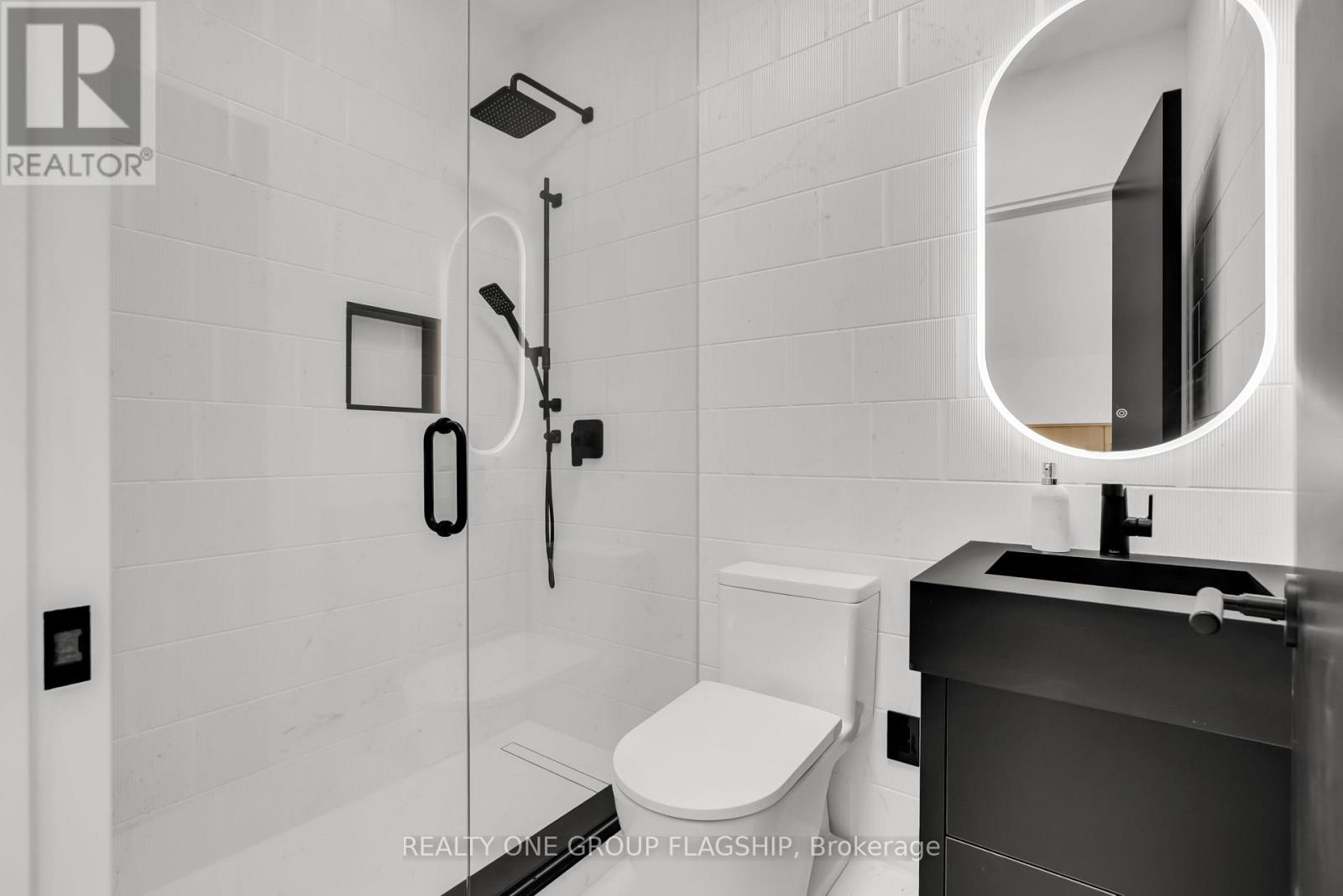 7 Bentley Drive, Toronto, Ontario  M8Z 3L9 - Photo 31 - W13734980