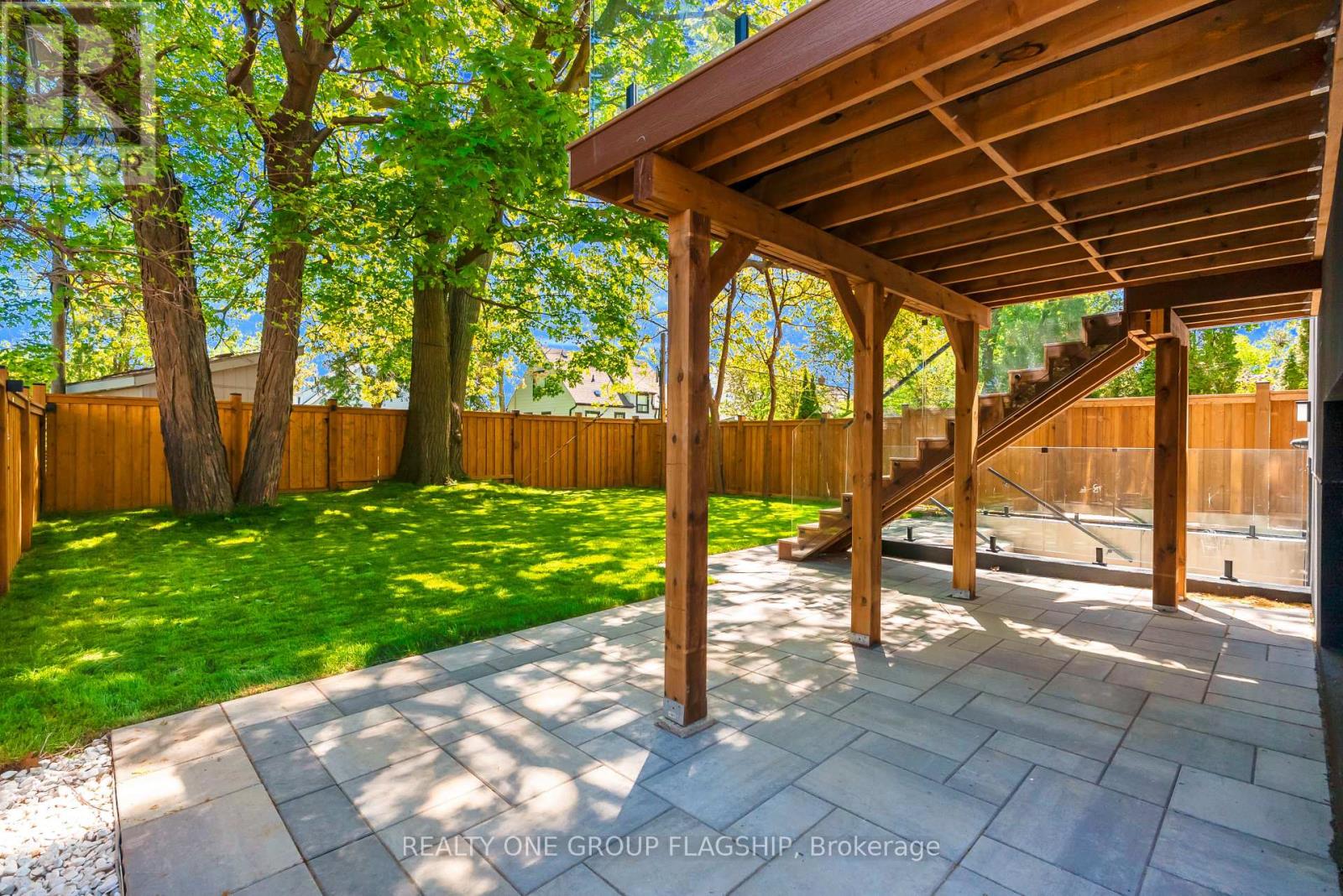 7 Bentley Drive, Toronto, Ontario  M8Z 3L9 - Photo 39 - W13734980