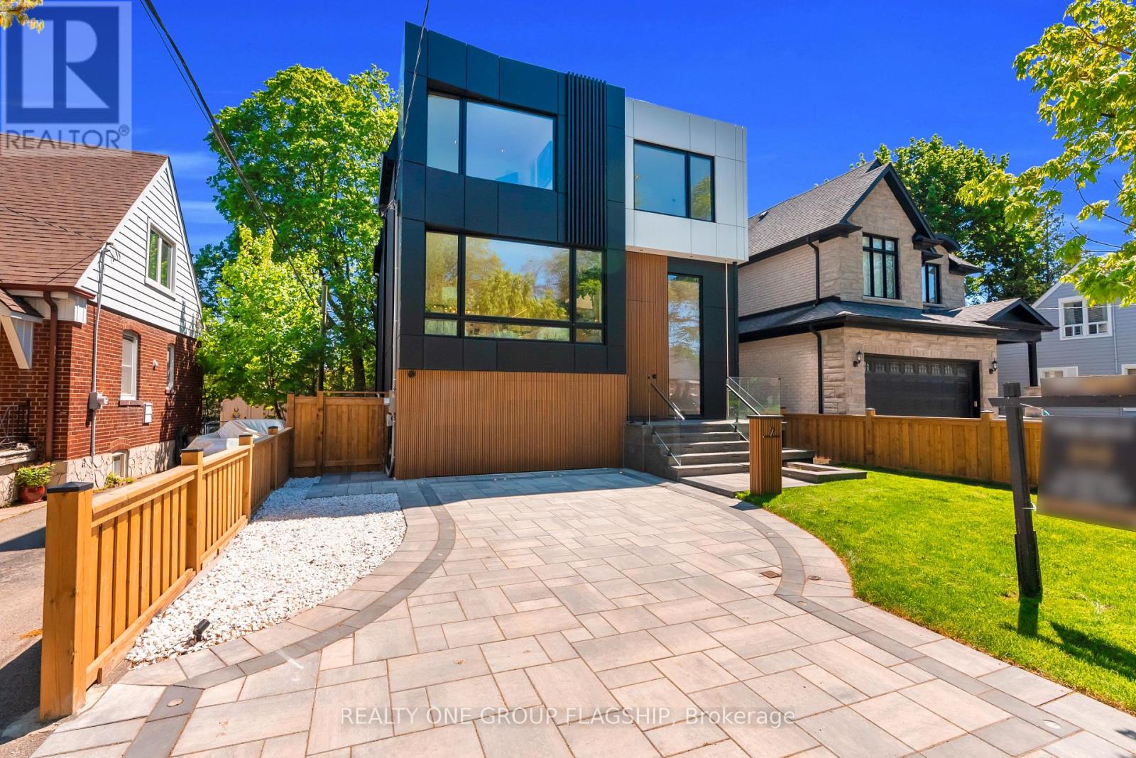 7 Bentley Drive, Toronto, Ontario  M8Z 3L9 - Photo 42 - W13734980