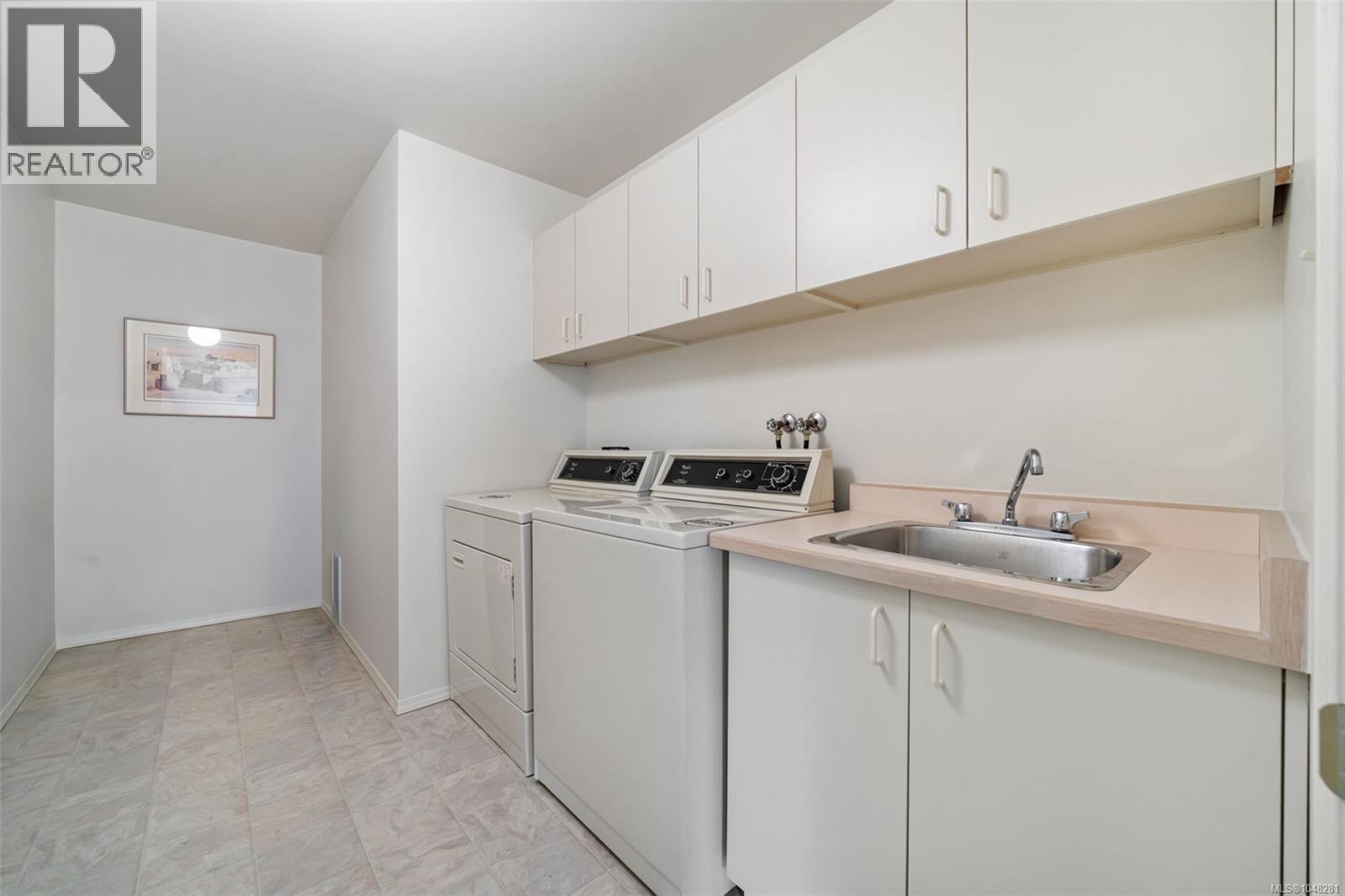 504 6880 Wallace Dr, Central Saanich, British Columbia V8M 1N8 - Photo 25 - 1048281