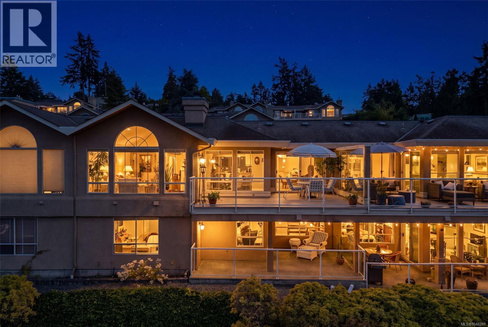 504 6880 Wallace Dr, Central Saanich, British Columbia V8M 1N8 - Photo 4 - 1048281