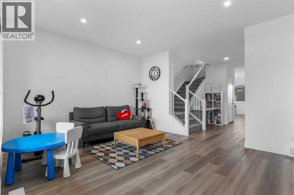 311 Union Avenue SE, Calgary, Alberta  T3M 3R8 - Photo 3 - A2341965