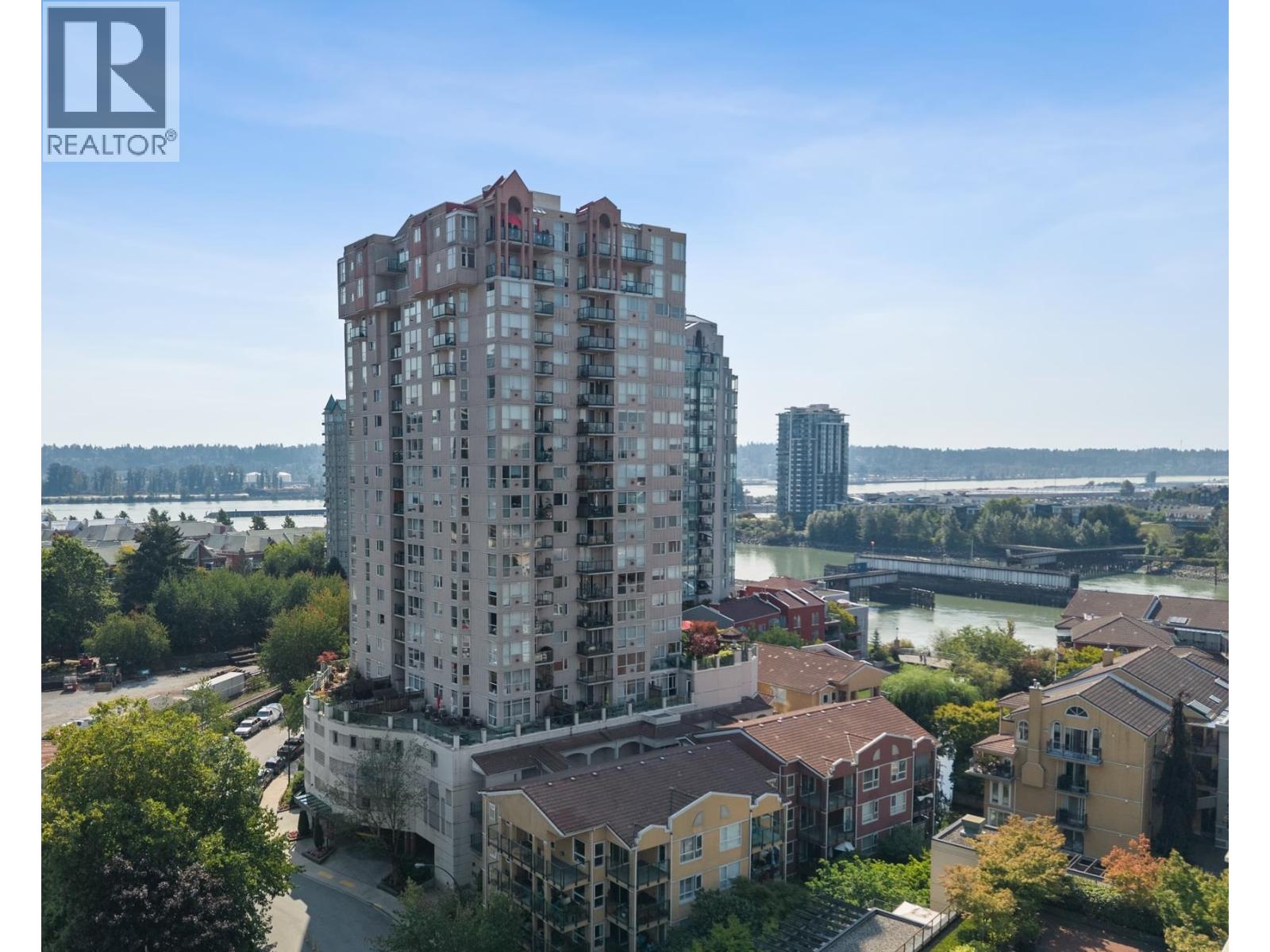 2102 10 LAGUNA COURT, New Westminster, British Columbia