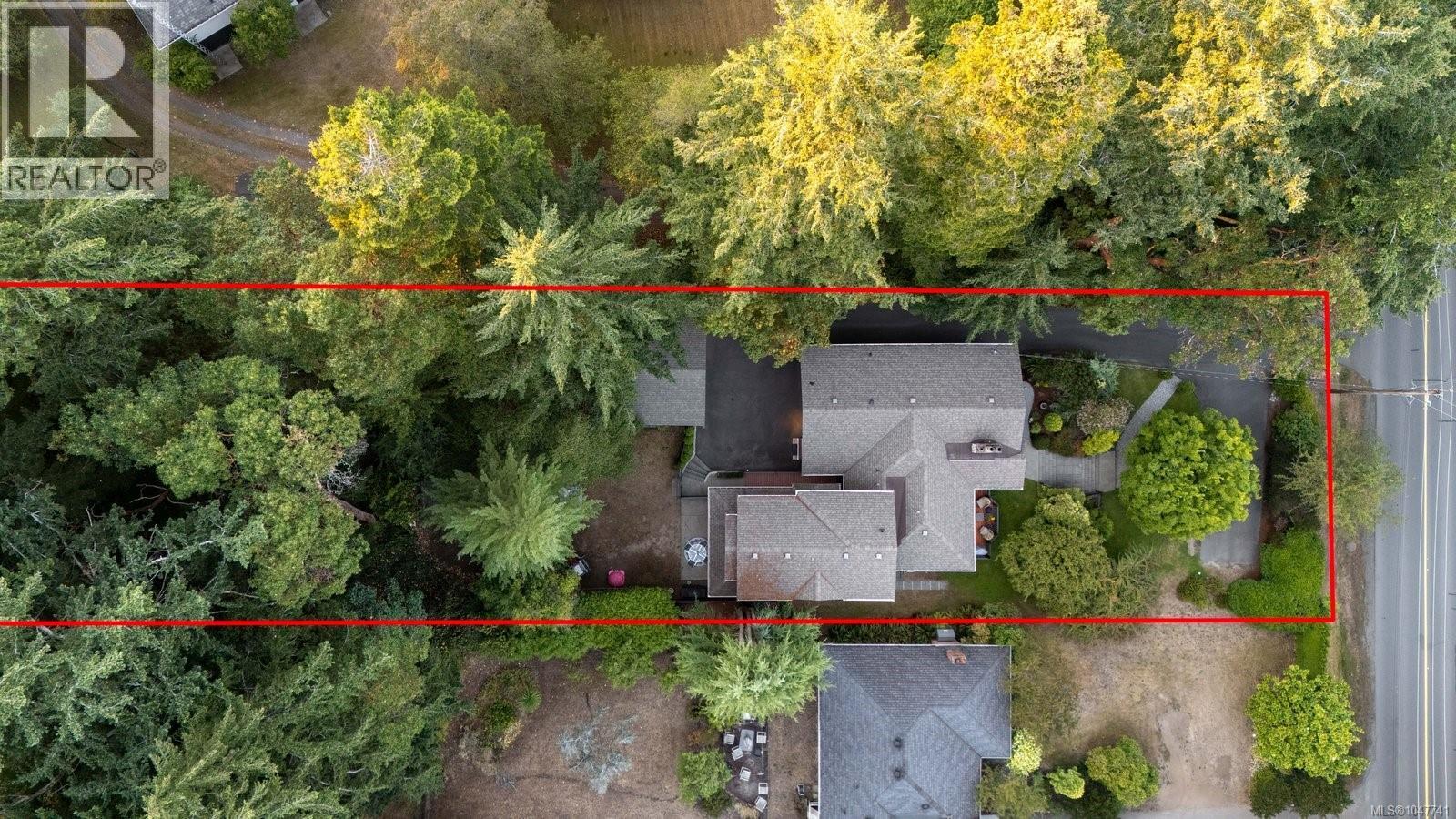 2229 Arbutus Rd E, Saanich, British Columbia  V8N 1V2 - Photo 5 - 1047741