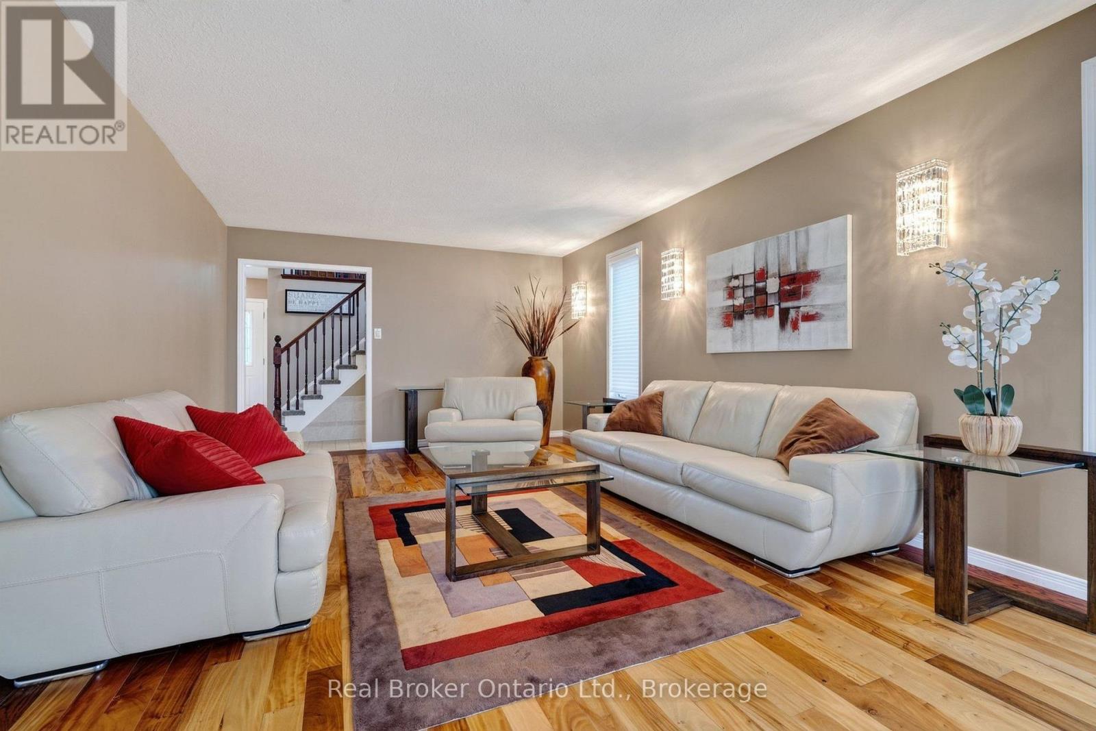203 Country Club Drive, Guelph (Victoria North), Ontario  N1E 3K8 - Photo 11 - X13735070