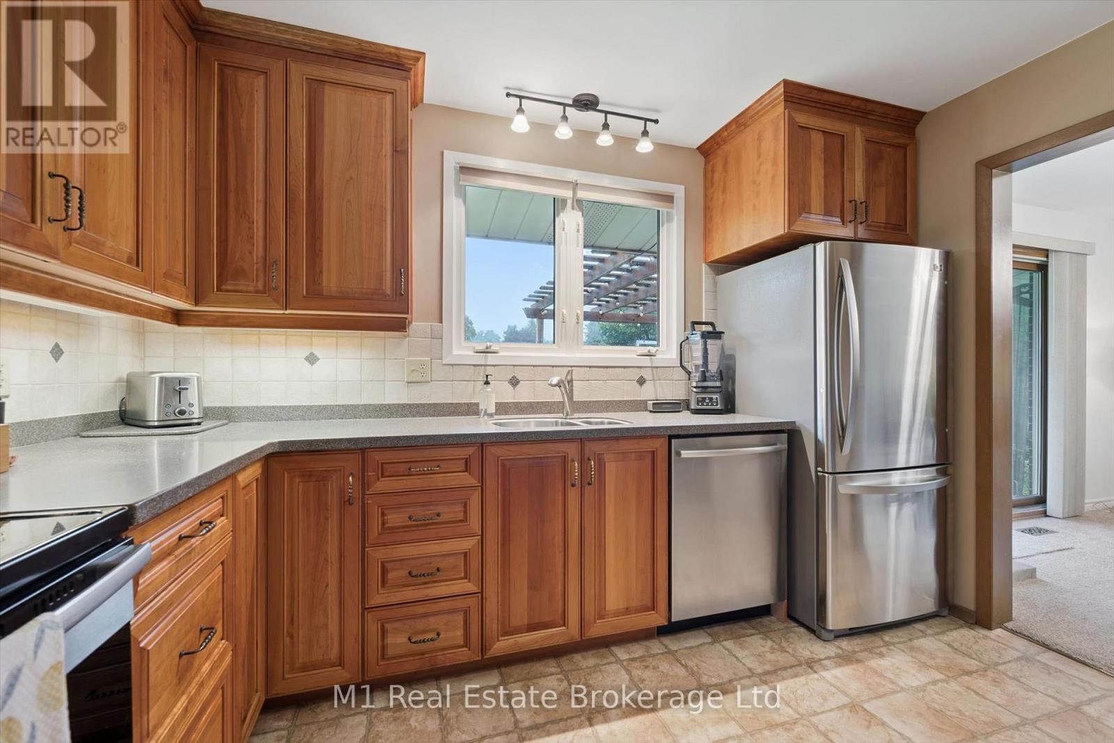 610 St David Street S, Centre Wellington, Ontario  N1M 2L9 - Photo 13 - X13735072