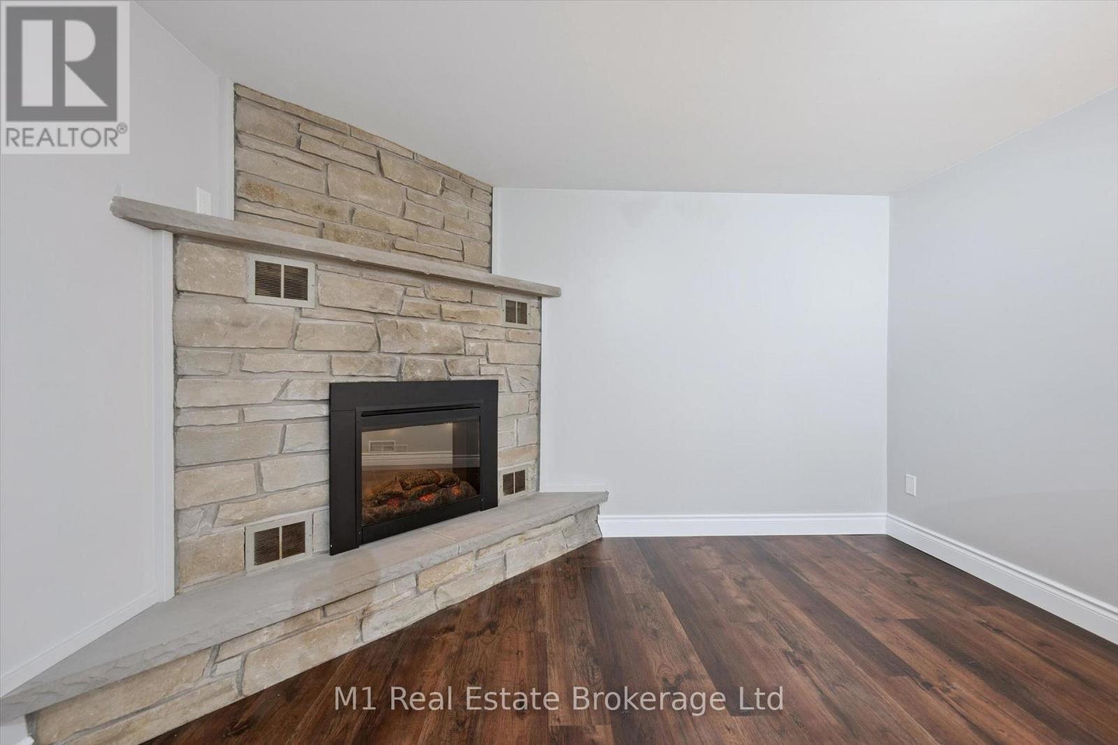 610 St David Street S, Centre Wellington, Ontario  N1M 2L9 - Photo 30 - X13735072