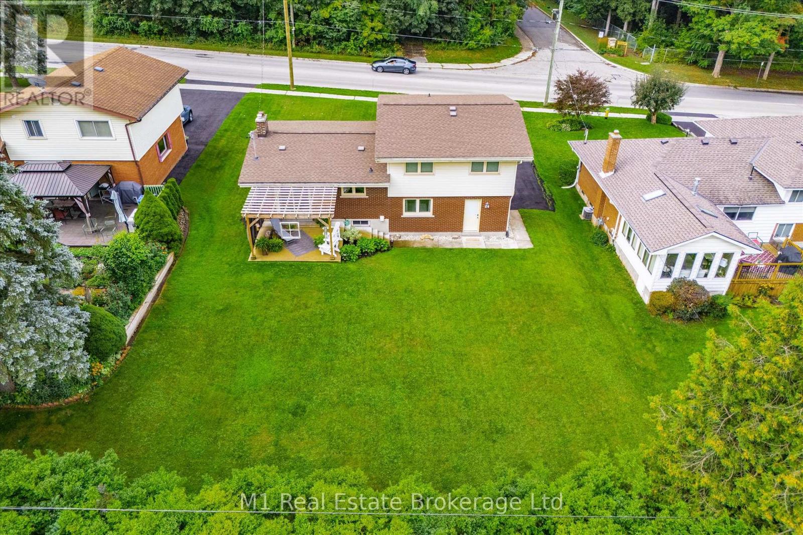 610 St David Street S, Centre Wellington, Ontario  N1M 2L9 - Photo 47 - X13735072