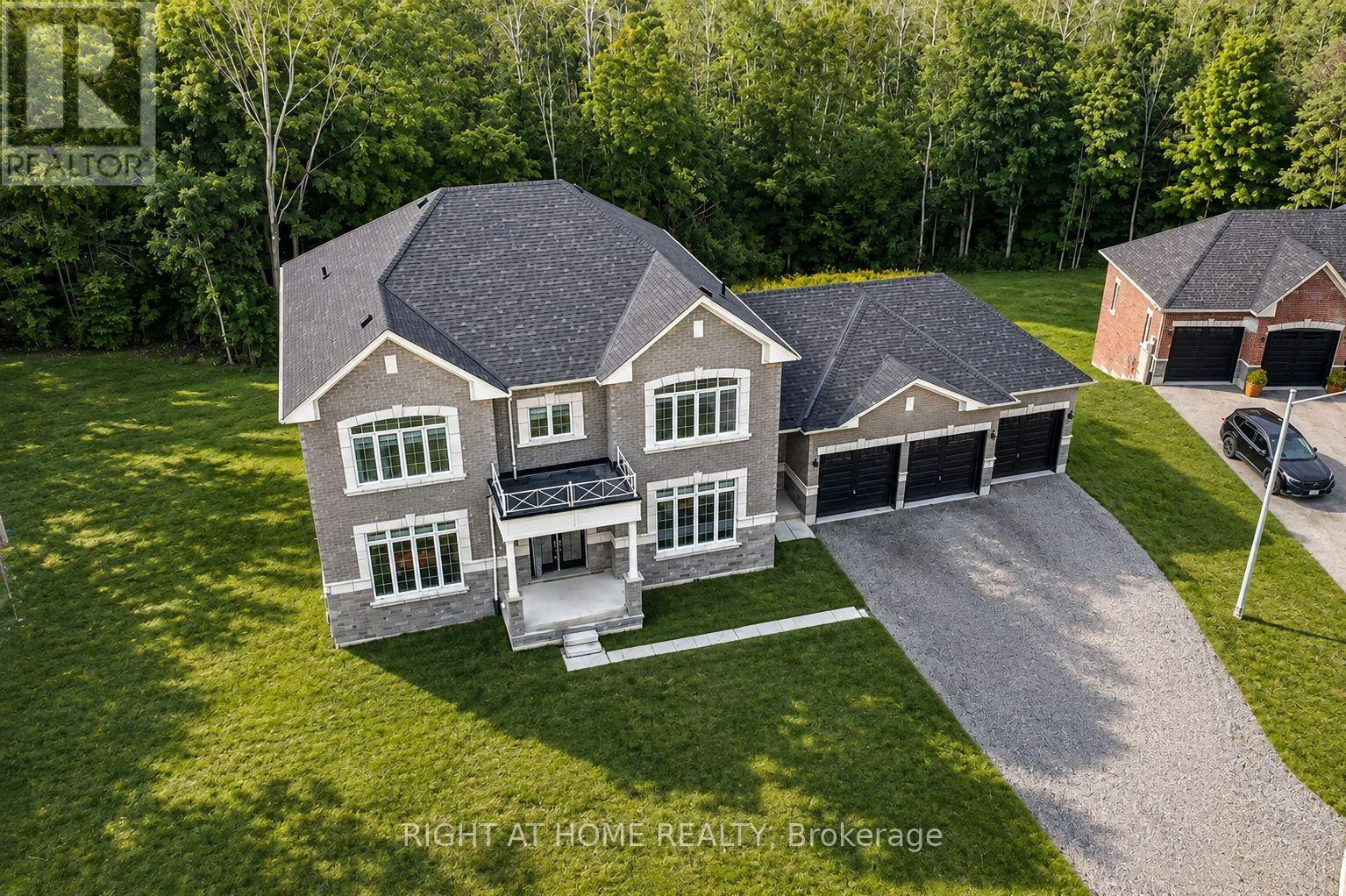 8 Forest Heights Court, Oro-Medonte, Ontario  L0L 2E0 - Photo 3 - S13676440