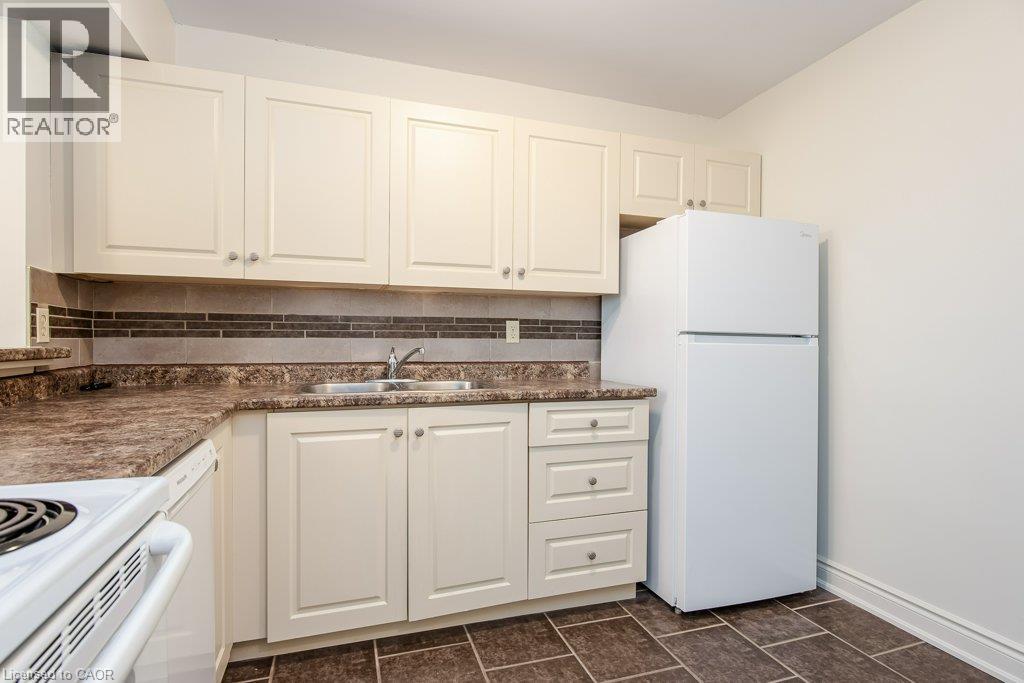 18 Holborn Court Unit# 409, Kitchener, Ontario  N2A 4A1 - Photo 15 - 40859684