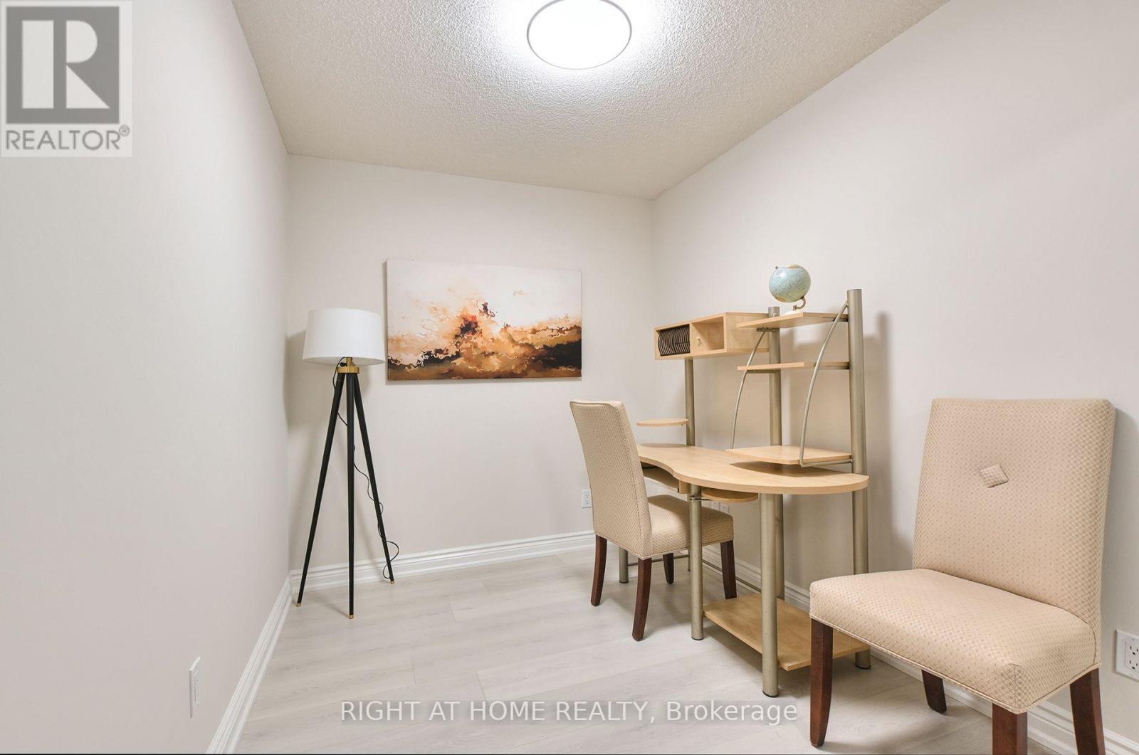 215 - 3181 Bayview Avenue, Toronto, Ontario  M2K 2Y2 - Photo 19 - C13734990